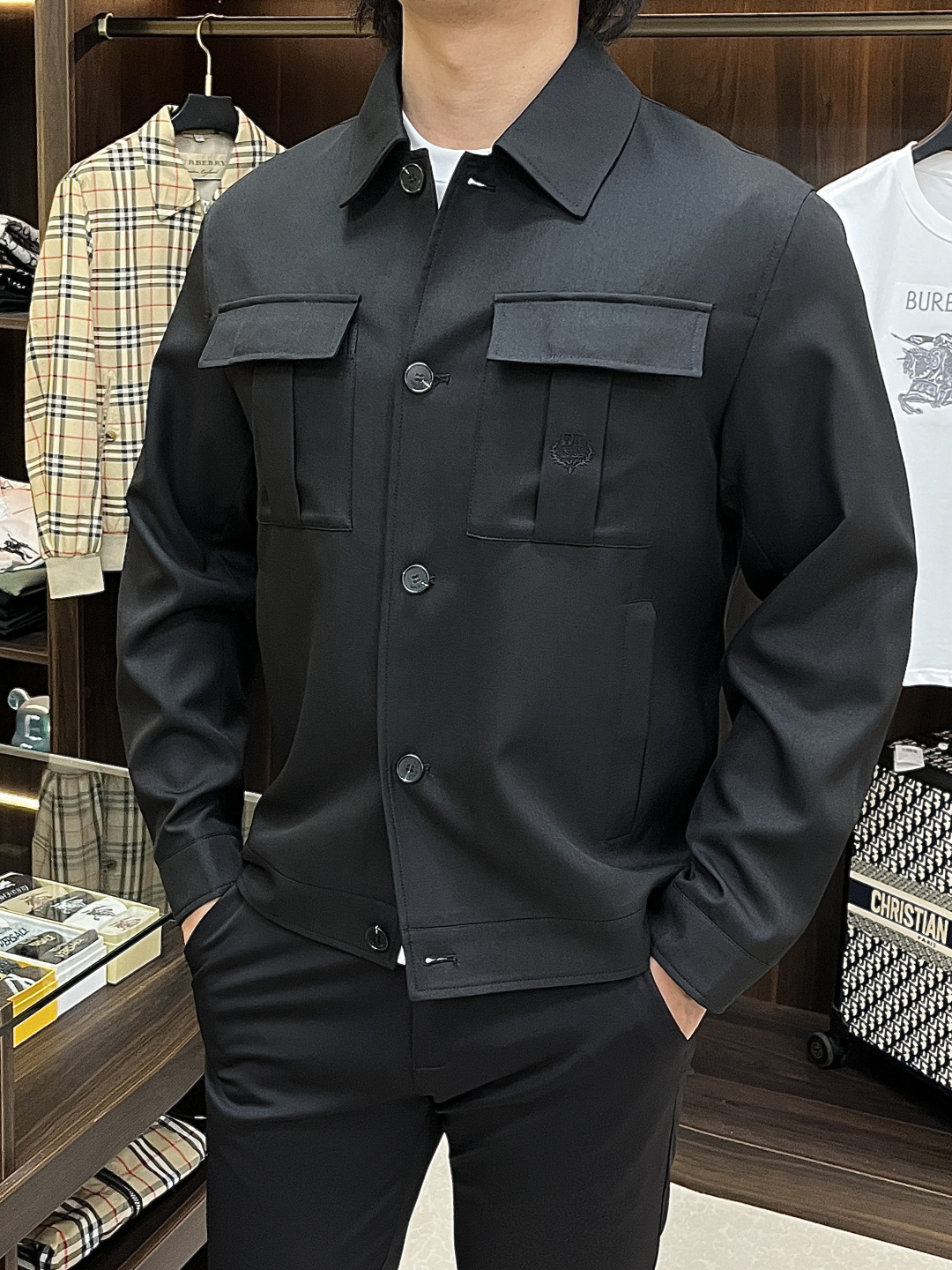 _dn59s3UVr-qlxA4WGvhMo1QH-bP5H1AzZkIBQkw