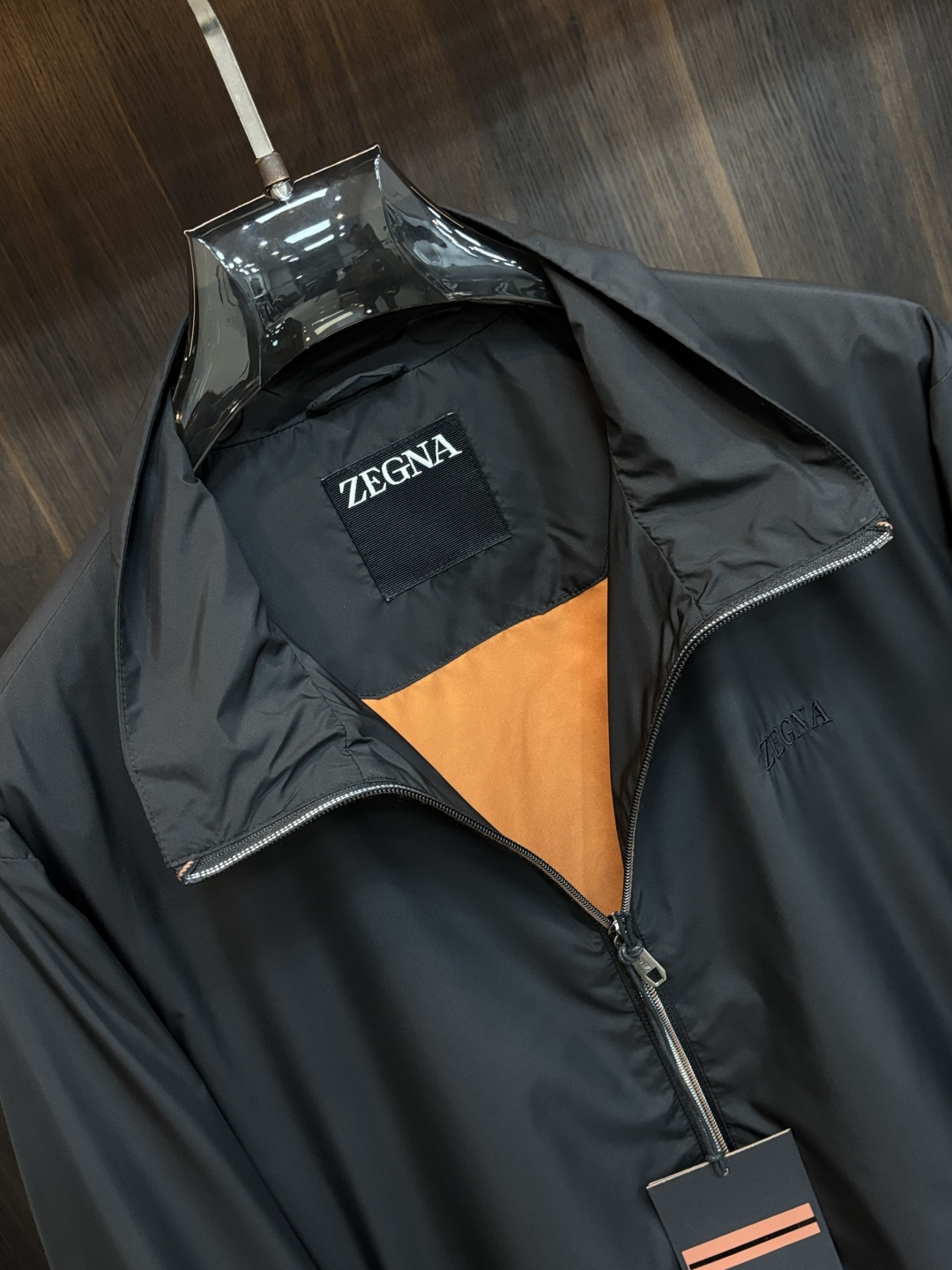 Zegna 2026春季新款发布❤️杰尼亚立领夹克外套，设计春季爆款夹克外套，字母Logo 刺绣款，穿上