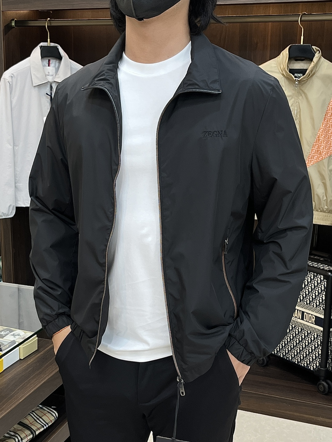 Zegna 2026春季新款发布❤️杰尼亚立领夹克外套，设计春季爆款夹克外套，字母Logo 刺绣款，穿上