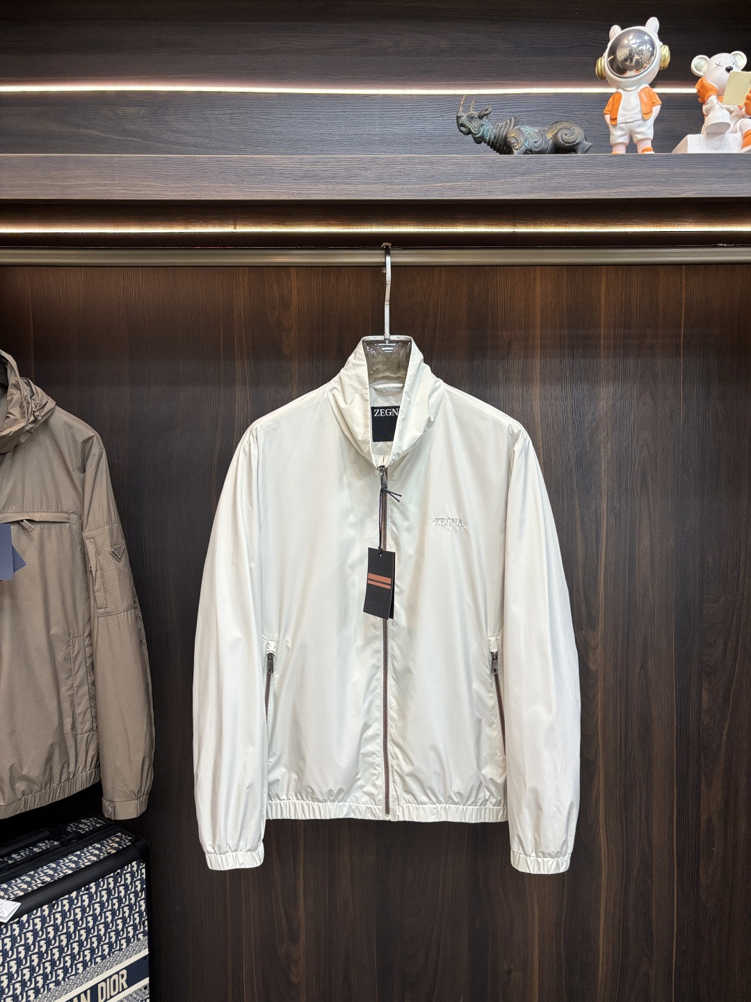 Zegna 2026春季新款发布❤️杰尼亚立领夹克外套，设计春季爆款夹克外套，字母Logo 刺绣款，穿上