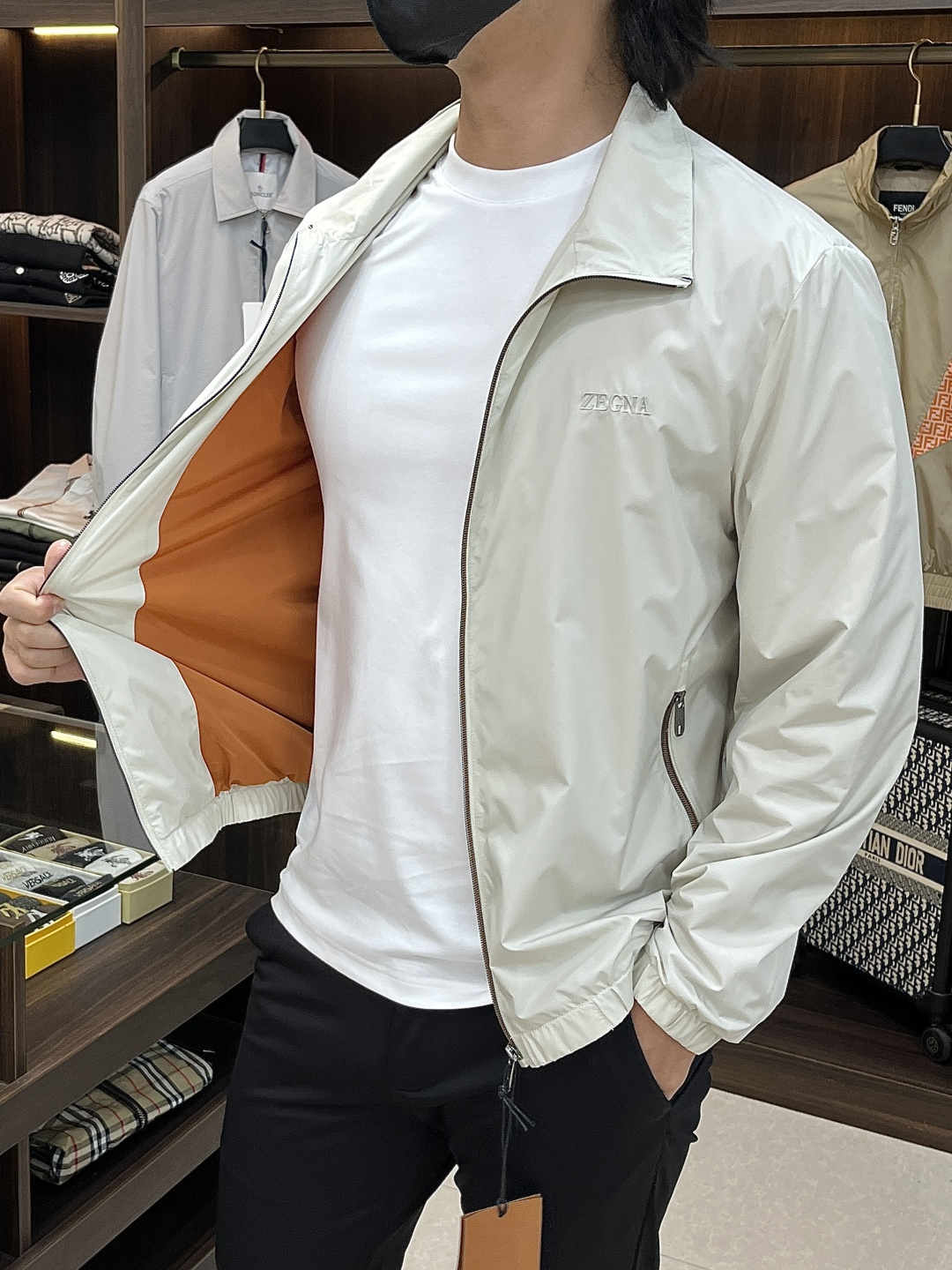 Zegna 2026春季新款发布❤️杰尼亚立领夹克外套，设计春季爆款夹克外套，字母Logo 刺绣款，穿上