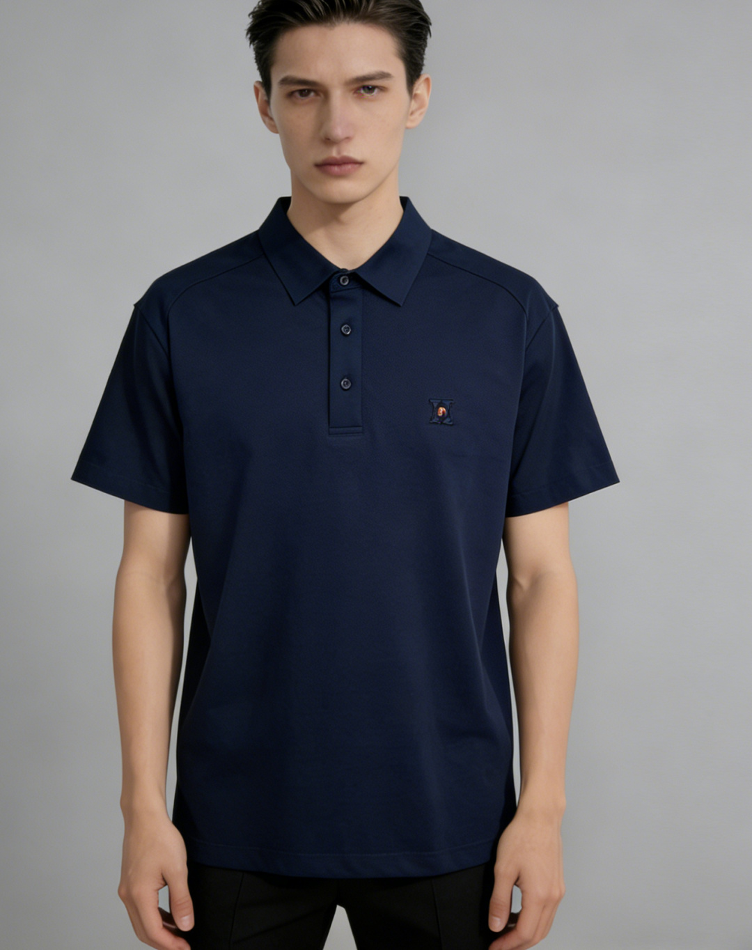 NO:774528,Mainly recommend Hermes Hermes spring new short-sleeved pure cotton lapel short-sleeved T-shirt, pure cotton T-shirt, the upper body effect is great, leisure and vacation boutique!  Light luxury style, simple and elegant!  Size M-3XL H2026 new release, hermes,hermes,T-shirt,tees,t-shirt,19860909主推 Hermes 爱马仕 春季新款短袖纯棉翻领短袖T恤,纯棉T恤、上身效果非常棒,休闲度假精品！轻奢风格简约大气！ 尺码M-3XL H2026新款首发,,hermes,hermes,T-shirt,tees，t-shirt,,Men's clothing