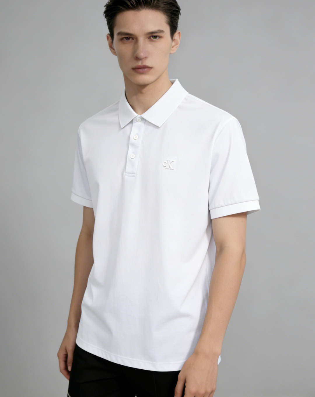 NO:774538,Mainly recommend CK spring new short-sleeved pure cotton lapel short-sleeved T-shirt, pure cotton T-shirt, the upper body effect is great, leisure and vacation boutique!  Light luxury style, simple and elegant!  Size M-3XL H2026 new release, T-shirt, tees, t-shirt,19860909主推 CK 春季新款短袖纯棉翻领短袖T恤,纯棉T恤、上身效果非常棒,休闲度假精品！轻奢风格简约大气！ 尺码M-3XL H2026新款首发,,T-shirt,tees，t-shirt,,Men's clothing