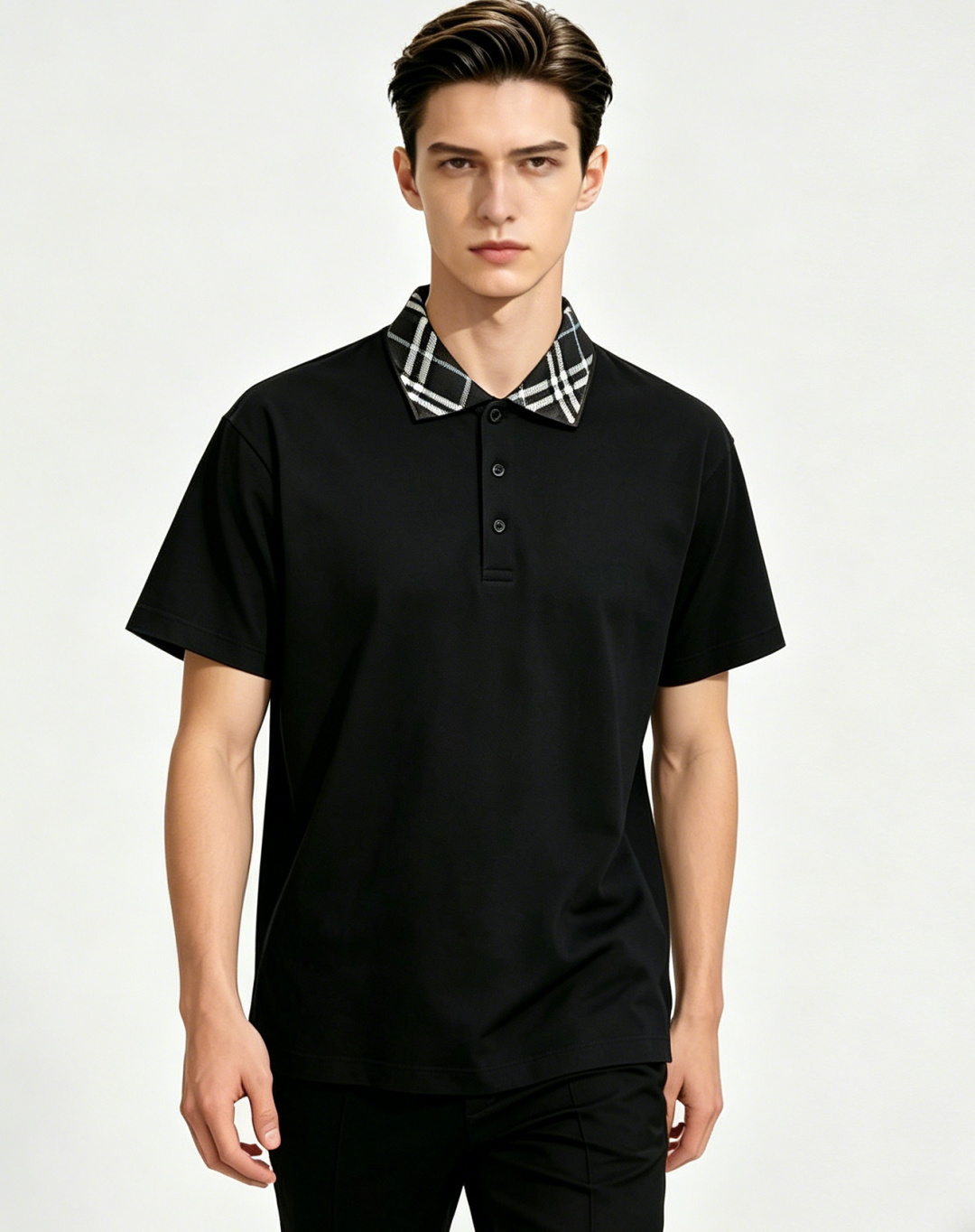 NO:774550,The main recommendation is Burberry's 2026 spring new release Burberry lapel short-sleeved T-shirt, high-end new short-sleeved, with classic letter LOGO embroidery on the chest. Wearing it makes you feel comfortable and slim, lazy and casual, combined with clean and simple colors, it is particularly attractive and suitable for daily wear~ We introduce sports items decorated with vibrant prints, fashionable and quality life!  Size M-XXXL Color Black White H2026 new model first release,,burberry,burberry,T-shirt,tees,t-shirt,19860909主推 Burberry 2026春季新款发布巴宝莉翻领短袖T恤,高端新款短袖,胸前经典字母LOGO刺绣,穿上就是舒适自在又显瘦的存在,慵懒而随性,结合干净简单的色系就特别耐看,适合日常穿着~倾情推出缀饰活力印花的运动单品,时尚品质生活！ 尺码M-XXXL 颜色黑色 白色 H2026新款首发,,burberry,burberry,T-shirt,tees，t-shirt,,Men's clothing