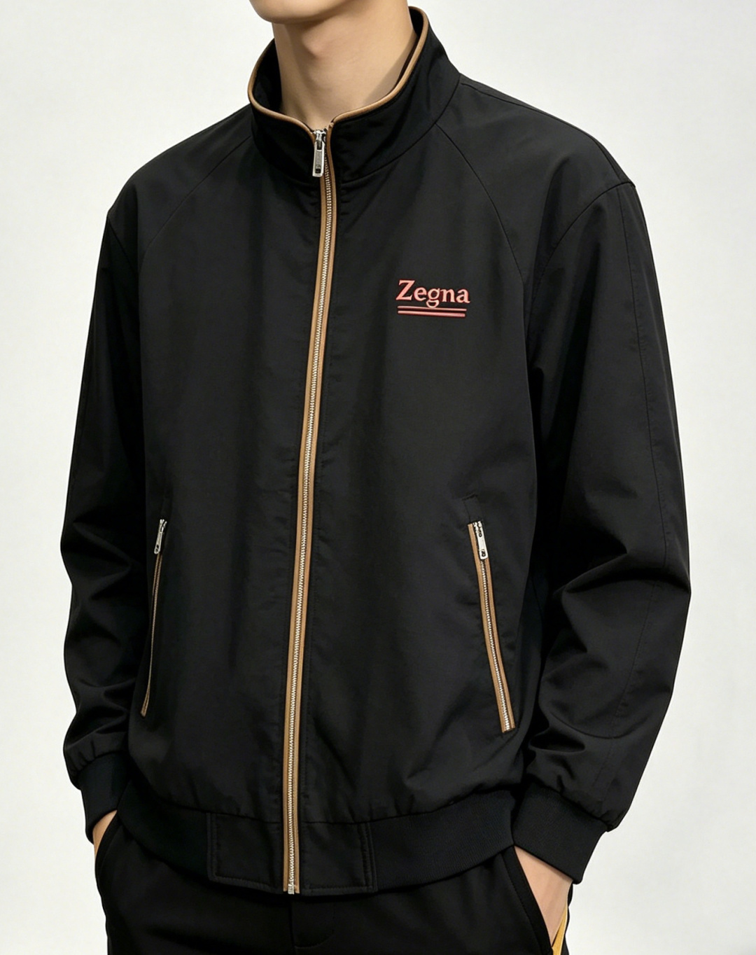 NO:946952,The main recommendation is Zegna's 2026 autumn new release Zegna stand-up collar jacket, a popular autumn jacket with letter logo embroidery. Wearing it makes you feel comfortable and slim, lazy and casual, combined with clean and simple colors, it is particularly eye-catching and suitable for daily wear~ We are launching sports items decorated with vibrant prints!  Sizes M-3XL Complete with three standards Shipping next day Color Black White Khaki H2026 new model first release,,zegna,jackets & coats,jackets & coats,19860909主推 Zegna 2026秋季新款发布杰尼亚立领夹克外套,秋季爆款夹克外套,字母logo刺绣,穿上就是舒适自在又显瘦的存在,慵懒而随性,结合干净简单的色系就特别耐看,适合日常穿着~倾情推出缀饰活力印花的运动单品！ 尺码M-3XL 三标齐全 隔天出货 颜色黑色 白色 卡其色 H2026新款首发,,zegna,jackets & coats,jackets & coats,,Men's clothing