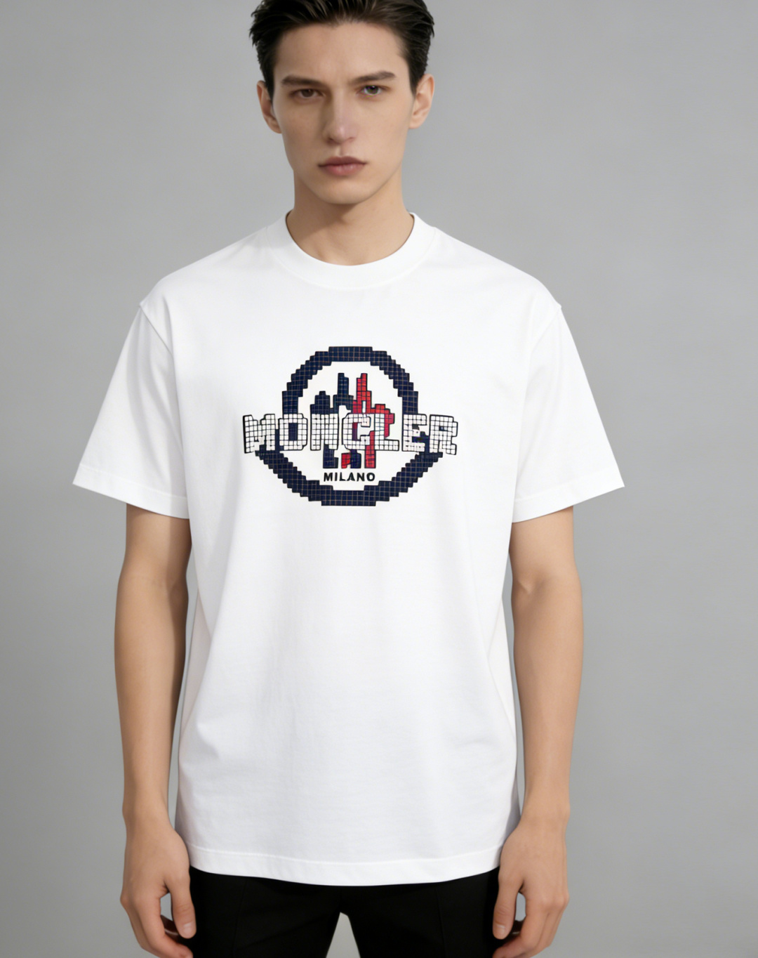 NO:777113,Mainly recommended Moncler muzzle spring new short-sleeved cotton round neck short-sleeved T-shirt, pure cotton T-shirt, the upper body effect is great, leisure and vacation boutique!  Light luxury style, simple and elegant!  Size M-4XL H2026 new model debut,,Moncler,T-shirt,tees,t-shirt,19860909主推 Moncler 蒙口 春季新款短袖纯棉圆领短袖T恤,纯棉T恤、上身效果非常棒,休闲度假精品！轻奢风格简约大气！ 尺码M-4XL H2026新款首发,,Moncler,T-shirt,tees，t-shirt,,Men's clothing