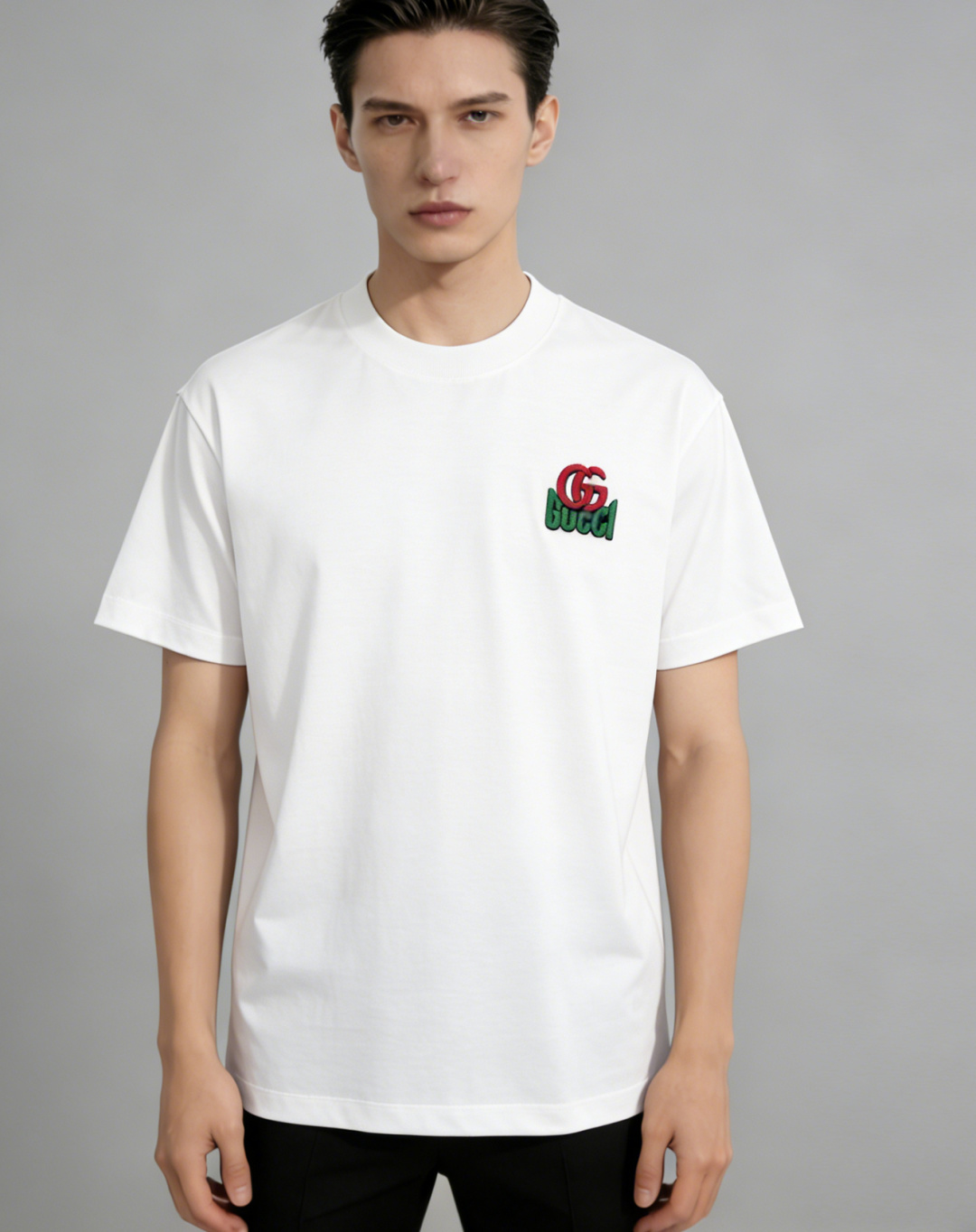 NO:777128,Mainly recommend Gucci Gucci spring new short-sleeved cotton round neck short-sleeved T-shirt, pure cotton T-shirt, the upper body effect is great, leisure and vacation boutique!  Light luxury style, simple and elegant!  Size M-4XL H2026 new model first release,,gucci,T-shirt,tees,t-shirt,19860909主推 Gucci 古奇 春季新款短袖纯棉圆领短袖T恤,纯棉T恤、上身效果非常棒,休闲度假精品！轻奢风格简约大气！ 尺码M-4XL H2026新款首发,,gucci,T-shirt,tees，t-shirt,,Men's clothing