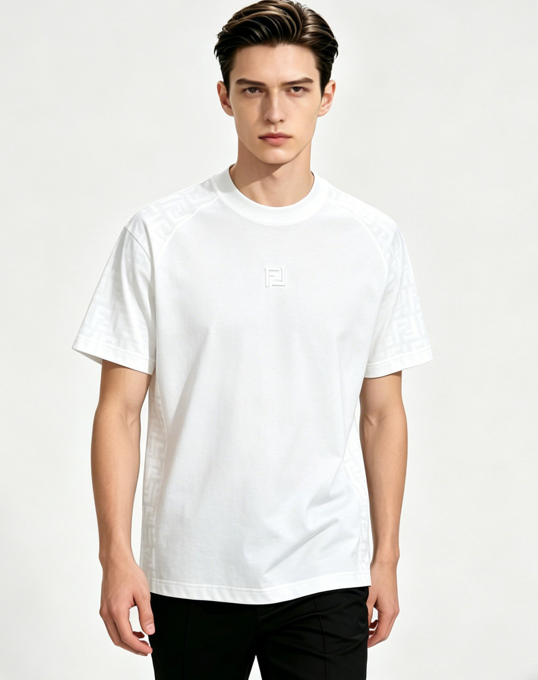 NO:777139,Mainly recommended Fendi 2026ss autumn new release Fendi round neck short-sleeved T-shirt, high-end new short-sleeved, letter logo printing, wearing it is comfortable and slim, lazy and casual, combined with clean and simple colors, it is particularly eye-catching, suitable for daily wear~ We introduce sports items decorated with vibrant printing, fashionable and quality life!  Size M-XXXL H2026 new model debut,, fendi, fendi, T-shirt, tees, t-shirt,19860909主推 Fendi 2026ss秋季新款发布芬迪圆领短袖T恤,高端新款短袖,字母logo印花,穿上就是舒适自在又显瘦的存在,慵懒而随性,结合干净简单的色系就特别耐看,适合日常穿着~倾情推出缀饰活力印花的运动单品,时尚品质生活！ 尺码M-XXXL H2026新款首发,,fendi,fendi,T-shirt,tees，t-shirt,,Men's clothing