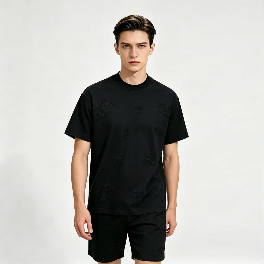 NO:834183,The main recommendation is D&G's new spring short-sleeved Dolce & Gabbana pure cotton short-sleeved shorts suit. The pure cotton shorts suit has a great upper body effect and is a leisure and vacation boutique!  Light luxury style, simple and elegant!  Size M-XXXL H2026 new model debut,,Dolce&Gabbana,Dolce&Gabbana,shorts,T-shirt,19860909主推 D&G 春季新款短袖杜嘉班纳纯棉短袖短裤套装,纯棉短裤套装,上身效果非常棒,休闲度假精品！轻奢风格简约大气！ 尺码M-XXXL H2026新款首发,,Dolce&Gabbana,Dolce&Gabbana,shorts,T-shirt,,Men's clothing