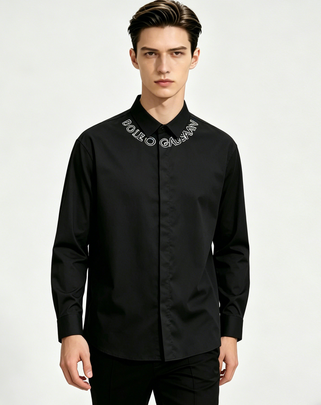NO:841118,Mainly recommended D&G 2026 new shirt Dolce & Gabbana men's must-have long-sleeved shirt, top embroidery technology, high-end light luxury boutique natural cotton shirt. Comfortable and breathable, original purchase, original fabric, soft and comfortable, high-end and luxurious upper body, enough class for the scene, this shirt will make you satisfied and look good! Size 38-40-42-44-46-48  H2026 new style debut,,Dolce&Gabbana,Dolce&Gabbana,shirts,19860909主推 D&G 2026新款衬衫杜嘉班纳男士必备款长袖衬衫,顶级刺绣工艺,高端轻奢精品天然棉衬衫.舒服透气,原单狠货,原版面料,柔软舒适,上身高端又奢华,足够场面的档次,这款衬衫无不骄傲的让你满意有面子! 尺码38-40-42-44-46-48 H2026新款首发,,Dolce&Gabbana,Dolce&Gabbana,shirts,,Men's clothing