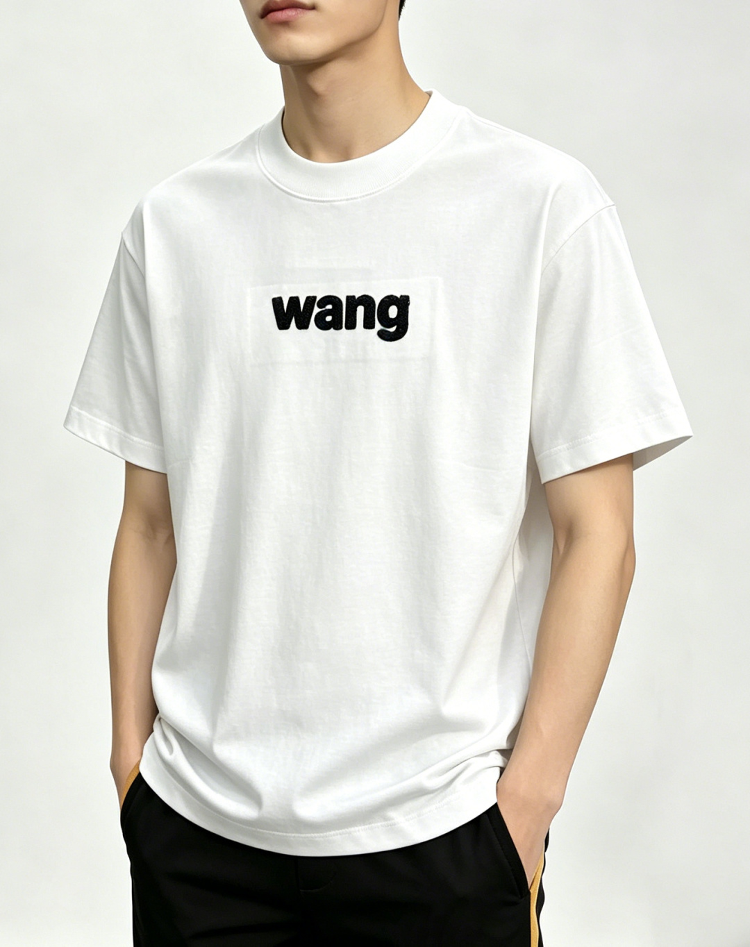 NO:841140,The main recommendation is Alexander Wang's spring new short-sleeved pure cotton lapel short-sleeved T-shirt, pure cotton T-shirt, the upper body effect is great, a leisure and holiday boutique!  Light luxury style, simple and elegant!  Size M-3XL H2026 new release, T-shirt, tees, t-shirt,19860909主推 亚历山大.王 春季新款短袖纯棉翻领短袖T恤,纯棉T恤、上身效果非常棒,休闲度假精品！轻奢风格简约大气！ 尺码M-3XL H2026新款首发,,T-shirt,tees，t-shirt,,Men's clothing