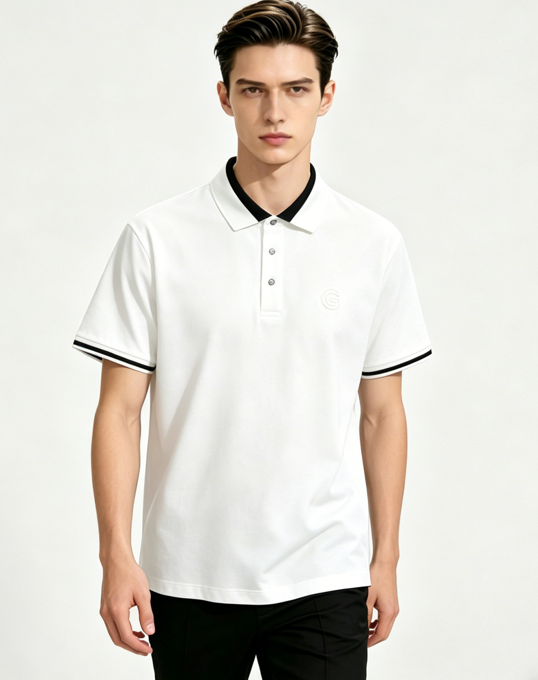 NO:838643,We mainly recommend Gucci spring new short-sleeved Gucci pure cotton lapel short-sleeved T-shirts, business fashion pure cotton T-shirts, the upper body effect is very atmospheric with the logo embroidery on the chest, and the sweat-absorbent and breathable panels are a stylish leisure and holiday boutique!  Light luxury style, simple and elegant!  Size M-XXXL H2026 new model first release,,gucci,T-shirt,tees,t-shirt,19860909主推 Gucci 春季新款短袖古奇纯棉翻领短袖T恤,商务时尚纯棉T恤,胸前logo刺绣款上身效果非常大气,吸汗透气板正有型休闲度假精品！轻奢风格简约大气！ 尺码M-XXXL H2026新款首发,,gucci,T-shirt,tees，t-shirt,,Men's clothing