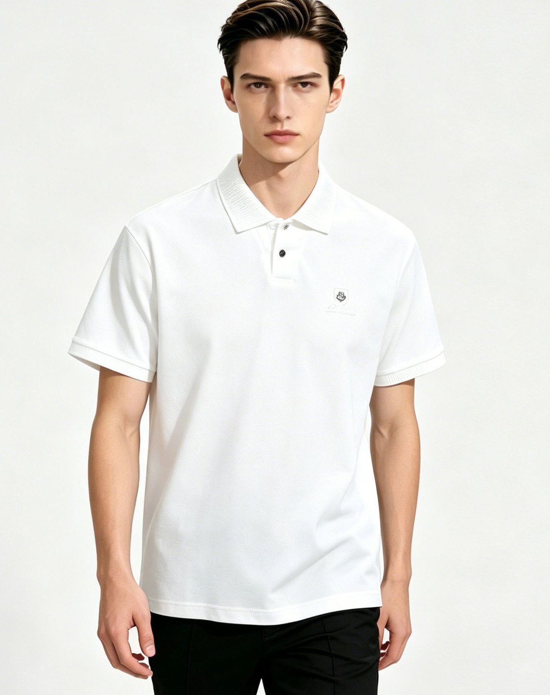 NO:859096,Mainly recommend LP spring exclusive new LP trendy men's fashion casual business lapel short-sleeved T-shirt. Spring new business casual lapel short-sleeved T-shirt, high-end European version original fashion fashion boutique!  It has high breathability and comfort, impeccable details, brand element design concept, and reflects high quality. It presents casual tailoring and the upper body shape is awesome!  Size M-XXXL H new model debut,,loro piana,T-shirt,tees,t-shirt,19860909主推 Lp 春季独家专供新款LP潮男时尚休闲商务翻领短袖T恤.春季新款商务休闲翻领短袖T恤衫,高端欧版原单潮流时尚精品！透气舒适度高,细节无可挑剔,品牌元素设计理念,体现高品质.呈现休闲裁剪,上身版型超赞！ 码数M-XXXL H新款首发,,loro piana,T-shirt,tees，t-shirt,,Men's clothing