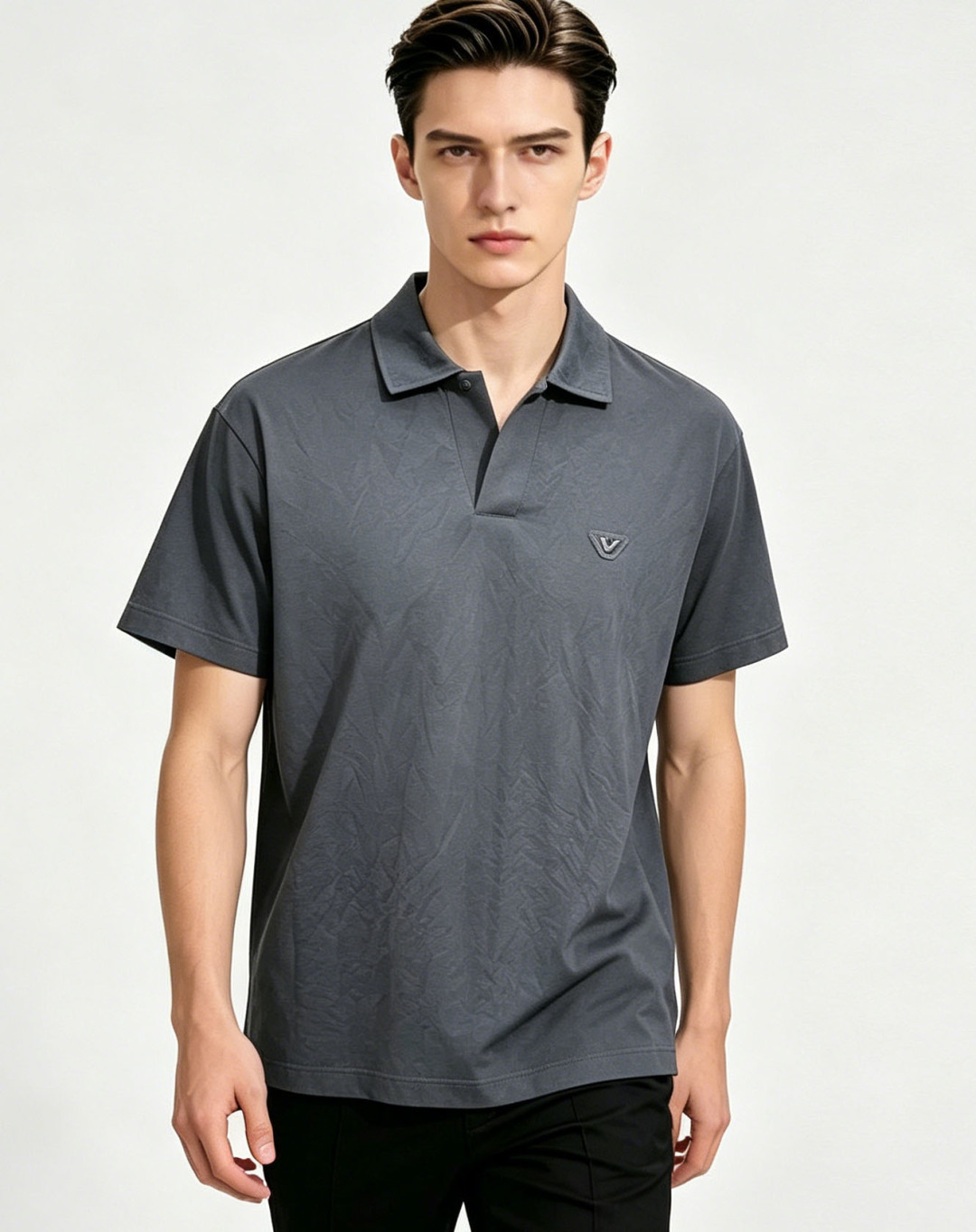 NO:859044,Mainly recommend Armani spring exclusive new Armani trendy men's fashion casual business lapel short-sleeved T-shirt. Spring new business casual lapel short-sleeved T-shirt, high-end European version original fashion fashion boutique!  It has high breathability and comfort, impeccable details, brand element design concept, and reflects high quality. It presents casual tailoring and the upper body shape is awesome!  Size M-XXXL H new model first release,,armani,armani,T-shirt,tees,t-shirt,19860909主推 Armani 春季独家专供新款阿玛尼潮男时尚休闲商务翻领短袖T恤.春季新款商务休闲翻领短袖T恤衫,高端欧版原单潮流时尚精品！透气舒适度高,细节无可挑剔,品牌元素设计理念,体现高品质.呈现休闲裁剪,上身版型超赞！ 码数M-XXXL H新款首发,,armani,armani,T-shirt,tees，t-shirt,,Men's clothing