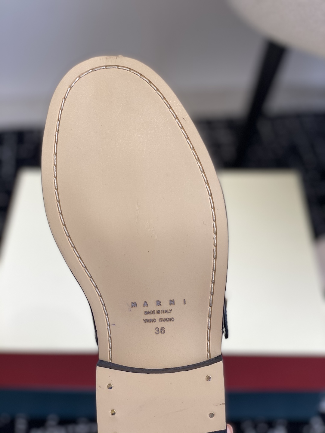 代购级
MARNI 25ss 春夏新款 矮跟乐福鞋 

乐福鞋是鞋业界的天花板，永不过时的一个代名词、想