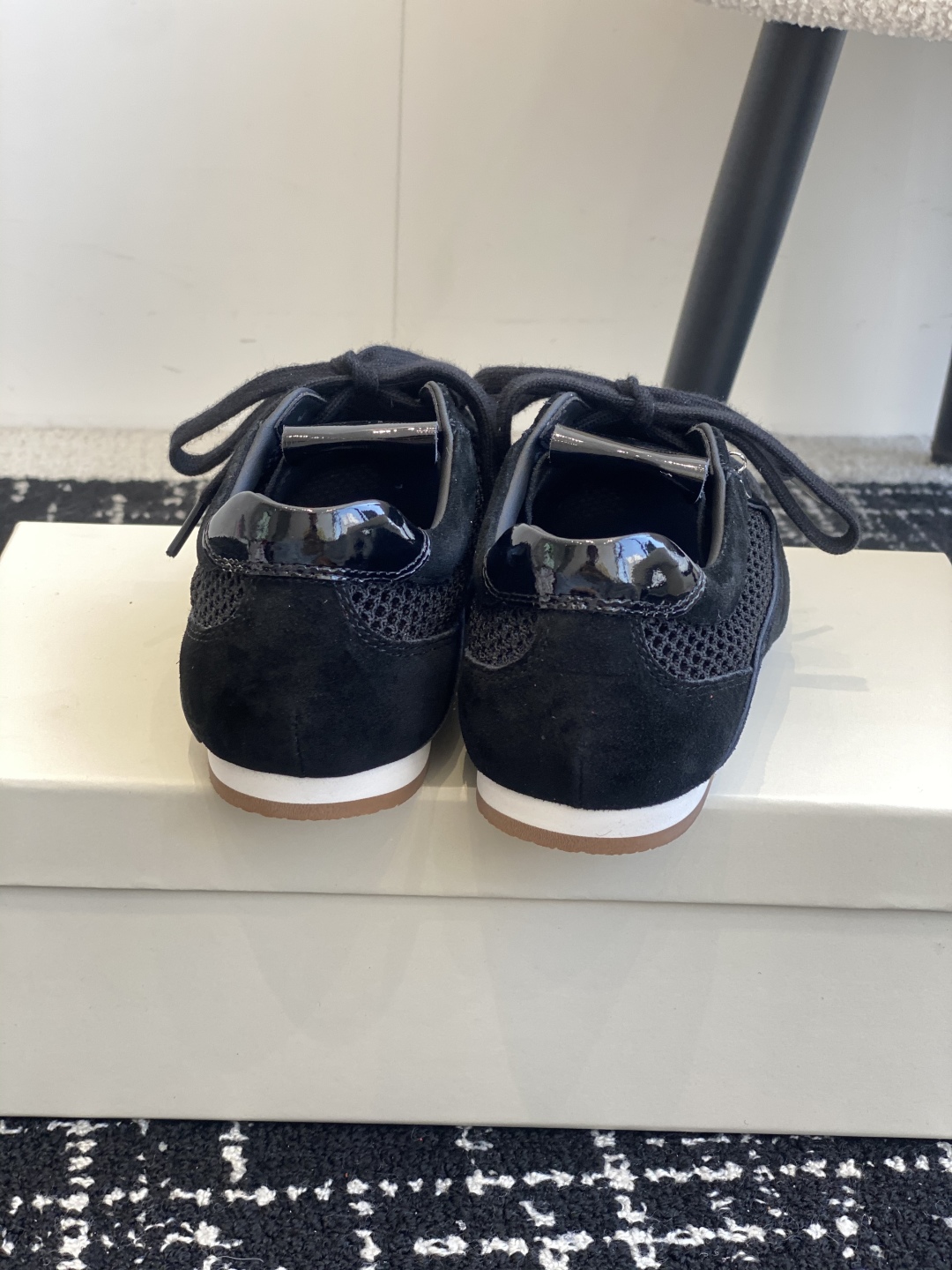 代购级
unfolio春夏 25新品Cross-Trainer系带低帮运动鞋

文咏珊张小斐众多网红 明