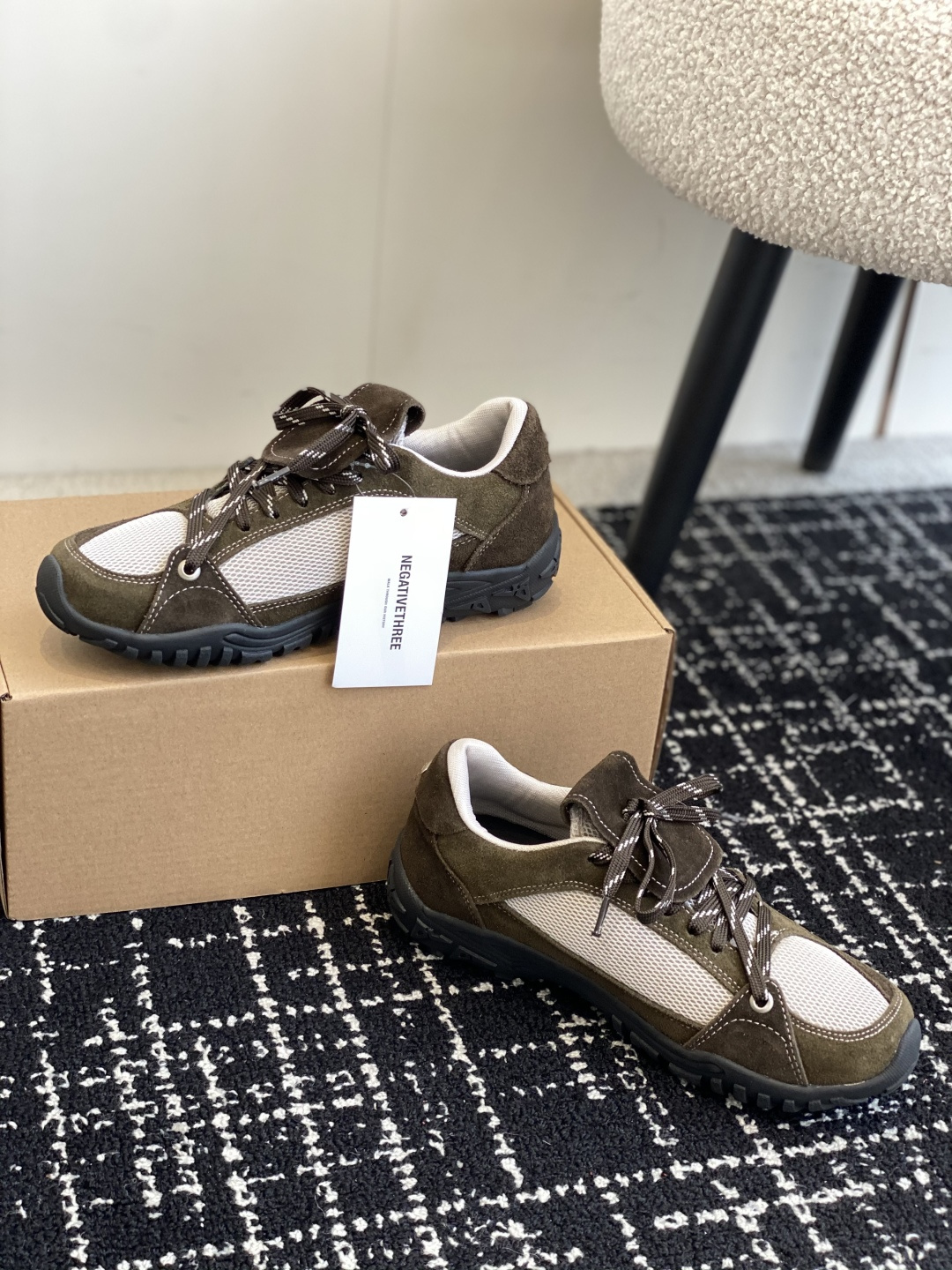 代购级
Negativethree(nt3)韩国设计师品牌机能运动鞋 原版1比1复制  

韩国各大网红