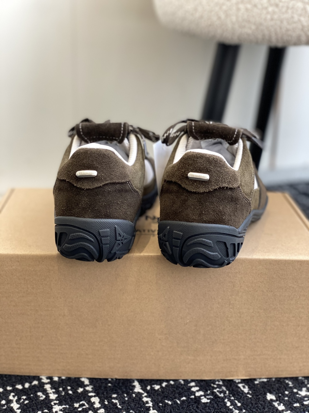 代购级
Negativethree(nt3)韩国设计师品牌机能运动鞋 原版1比1复制  

韩国各大网红