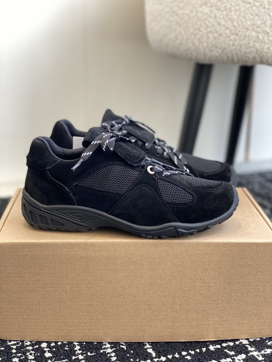 代购级
Negativethree(nt3)韩国设计师品牌机能运动鞋 原版1比1复制  

韩国各大网红