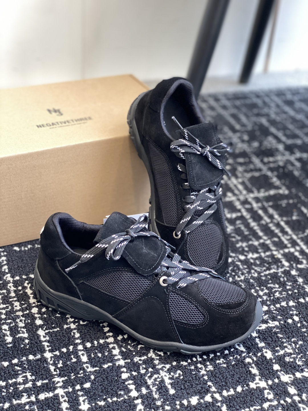 代购级
Negativethree(nt3)韩国设计师品牌机能运动鞋 原版1比1复制  

韩国各大网红