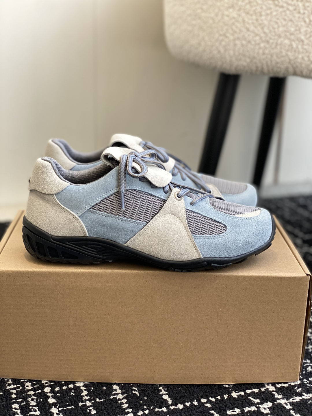 代购级
Negativethree(nt3)韩国设计师品牌机能运动鞋 原版1比1复制  

韩国各大网红