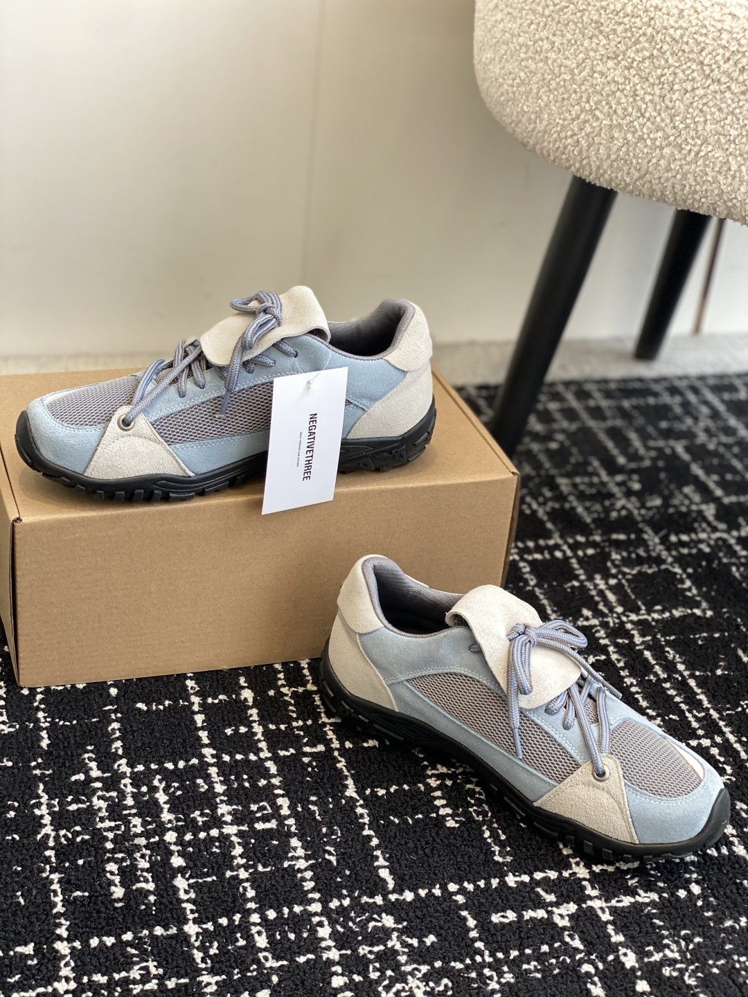 代购级
Negativethree(nt3)韩国设计师品牌机能运动鞋 原版1比1复制  

韩国各大网红