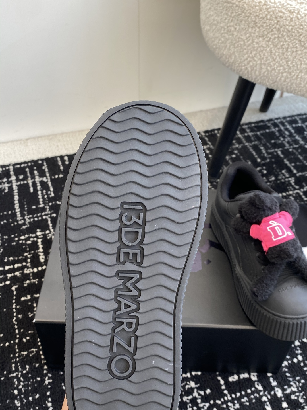 代购级
13DEMARZO 小众潮牌 25ss新款 立体玩偶 溶解鞋 休闲鞋

立体小熊玩偶溶解鞋 这双