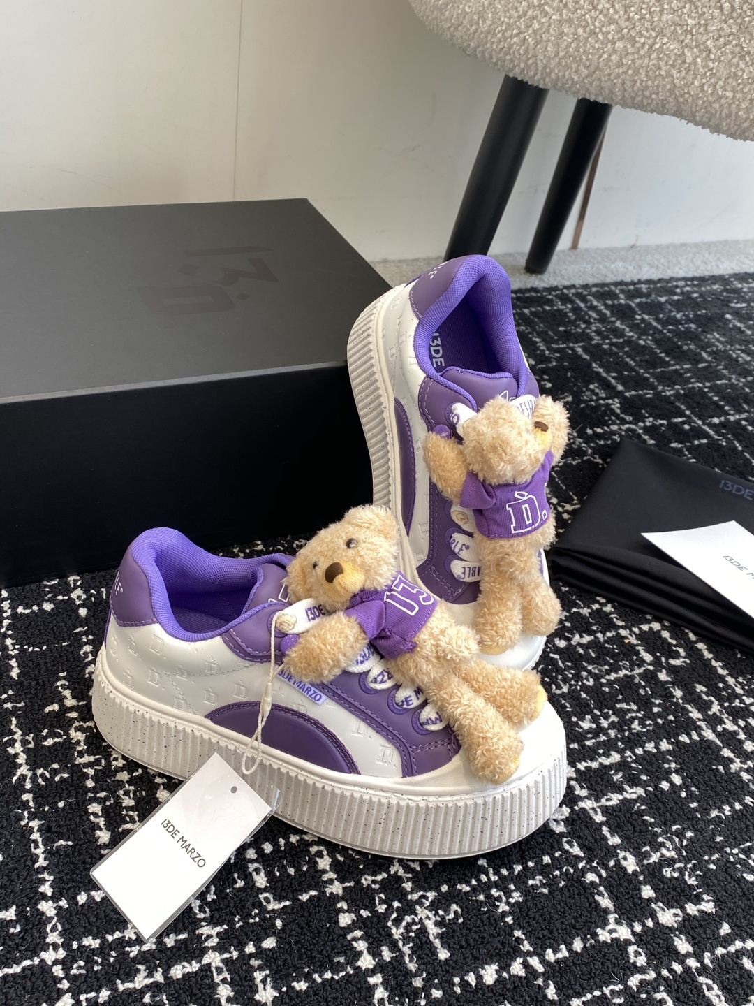 代购级
13DEMARZO 小众潮牌 25ss新款 立体玩偶 溶解鞋 休闲鞋

立体小熊玩偶溶解鞋 这双