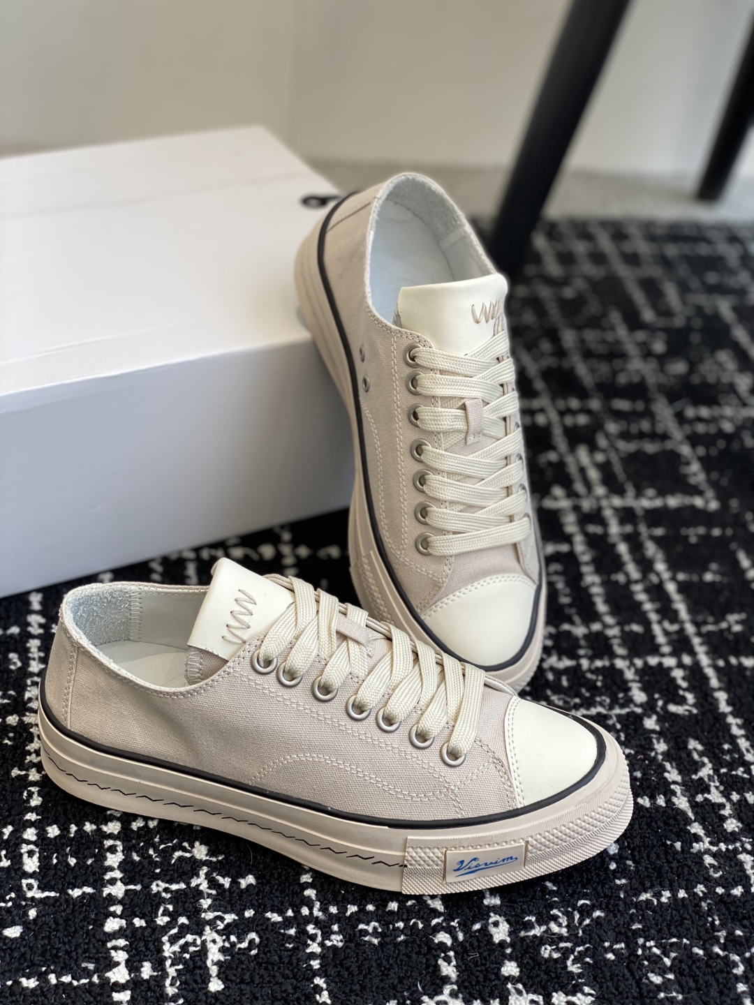 代购级
VISVIM SKAGWAY LO CANVAS 25ss帆布鞋，常规款 SKAGWAY LO 