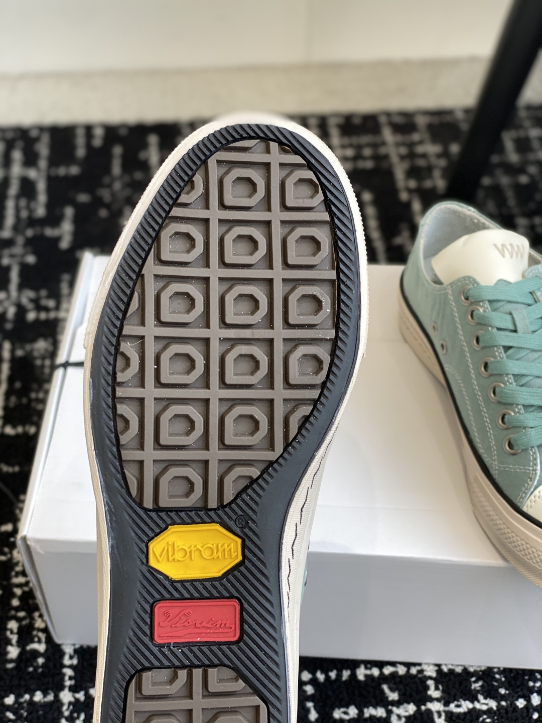代购级
VISVIM SKAGWAY LO CANVAS 25ss帆布鞋，常规款 SKAGWAY LO 