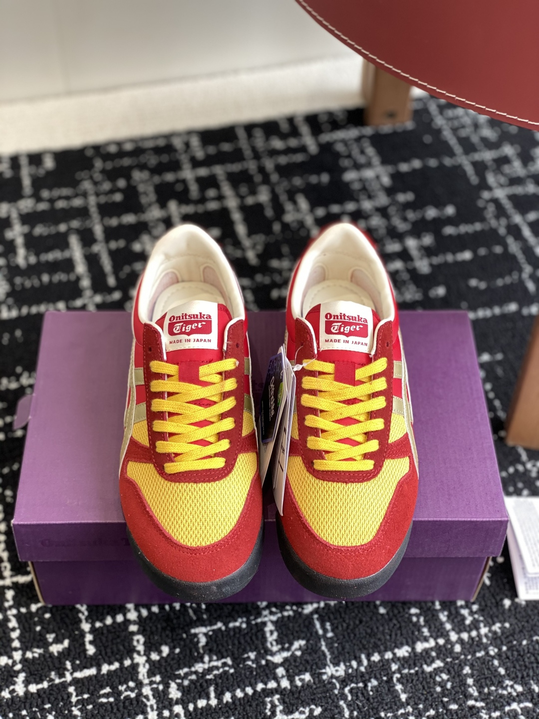 代购级
鬼塚虎 Onitsuka Tiger Ultimate 81 织物系列

融合经典设计与现代工艺