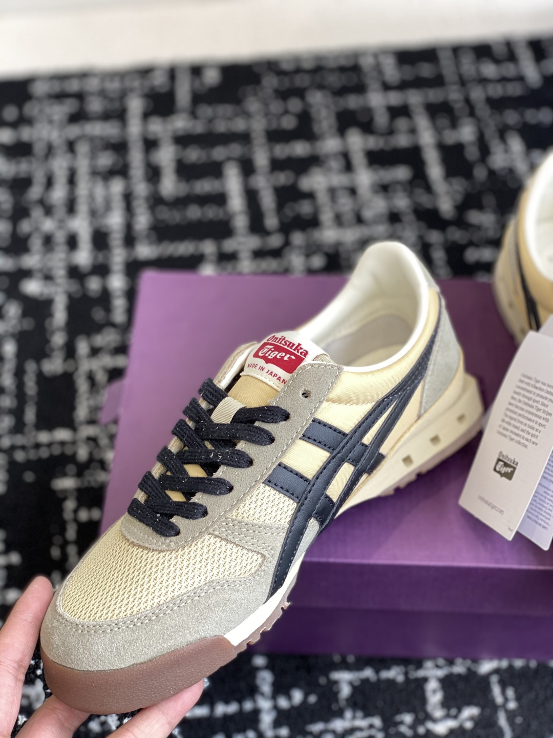 代购级
鬼塚虎 Onitsuka Tiger Ultimate 81 织物系列

融合经典设计与现代工艺