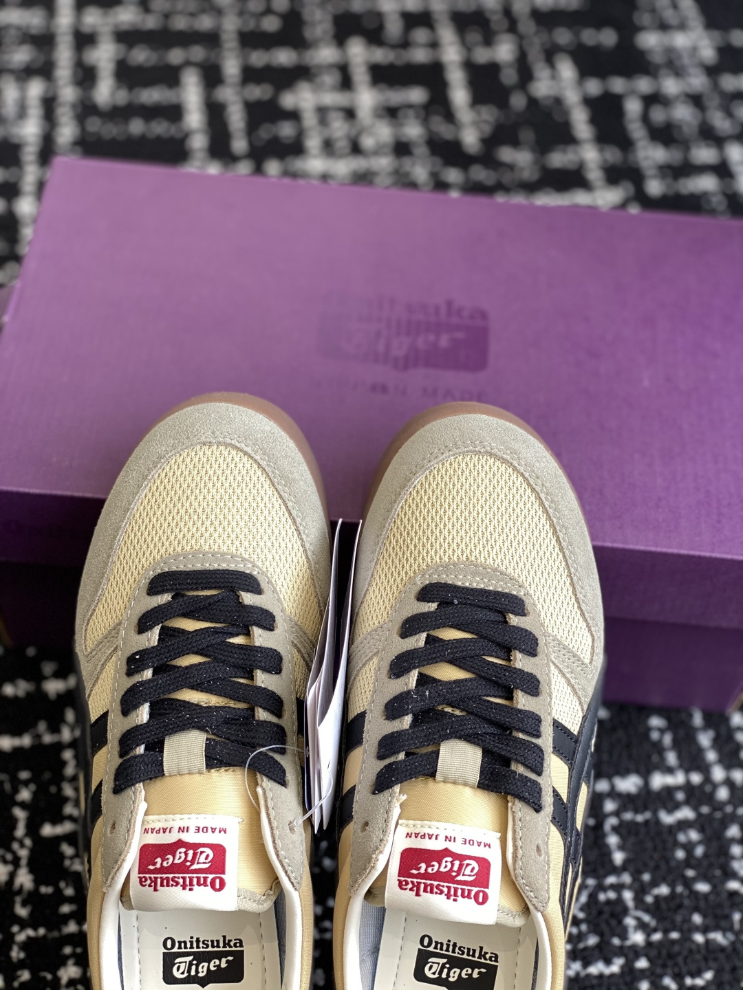 代购级
鬼塚虎 Onitsuka Tiger Ultimate 81 织物系列

融合经典设计与现代工艺
