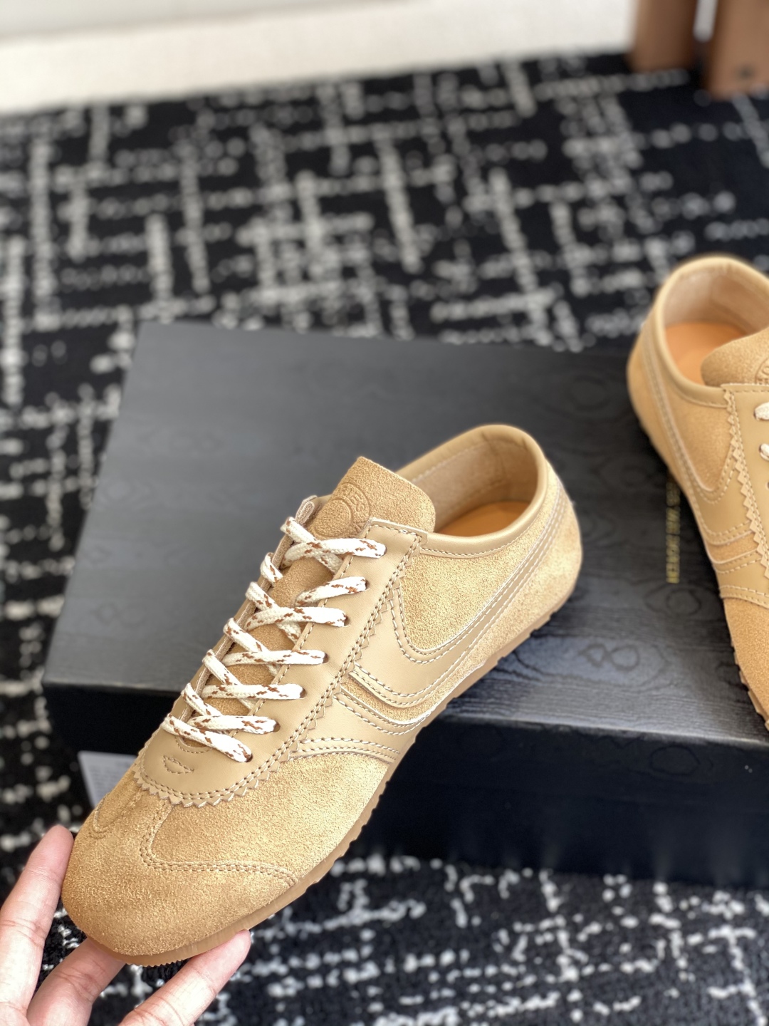 代购级（情侣款）
Dries Van Noten·DVN 25 ss 春夏 复古德训鞋

dvn的德训鞋