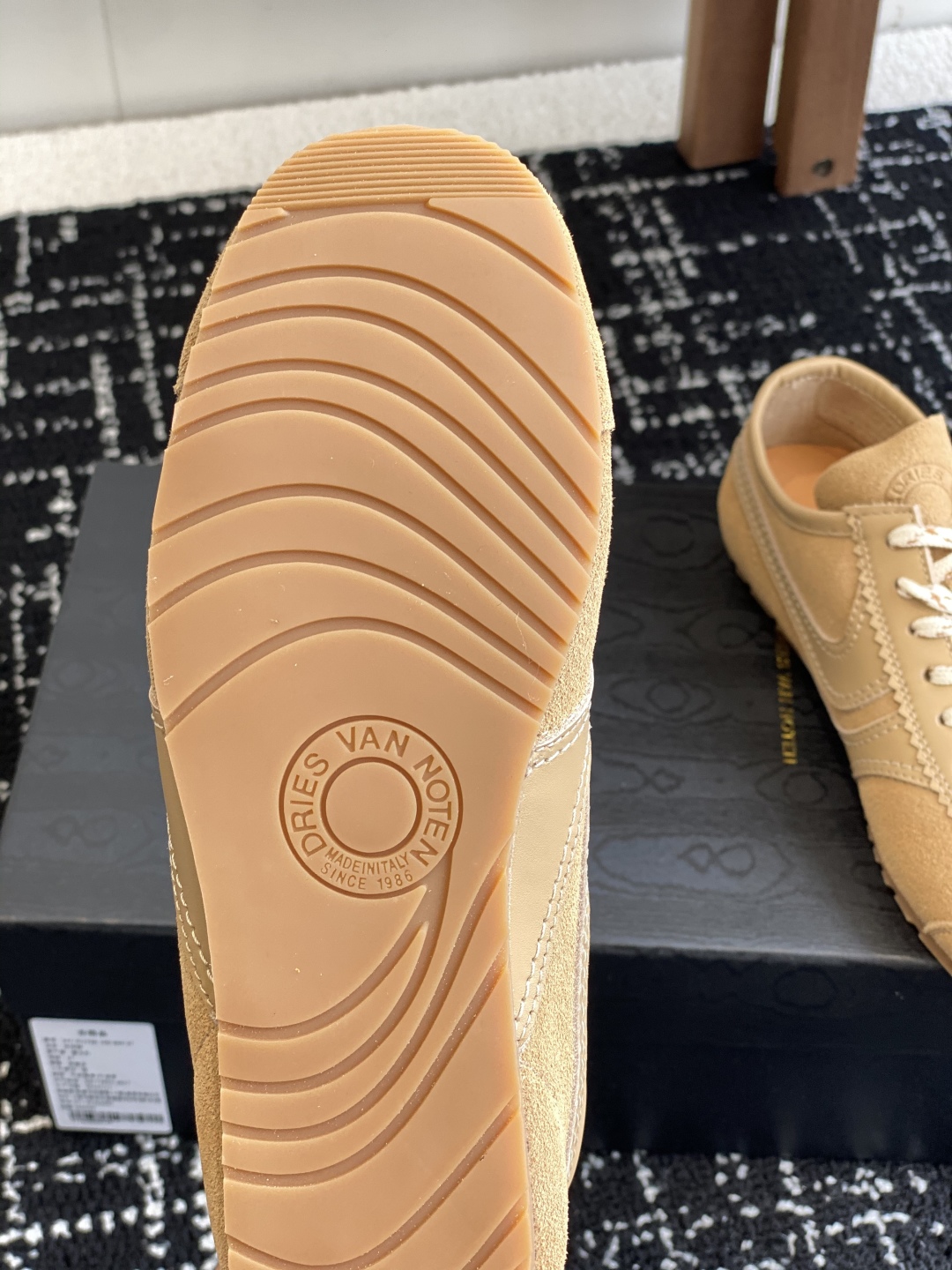 代购级（情侣款）
Dries Van Noten·DVN 25 ss 春夏 复古德训鞋

dvn的德训鞋