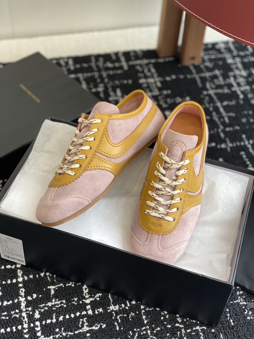 代购级（情侣款）
Dries Van Noten·DVN 25 ss 春夏 复古德训鞋

dvn的德训鞋