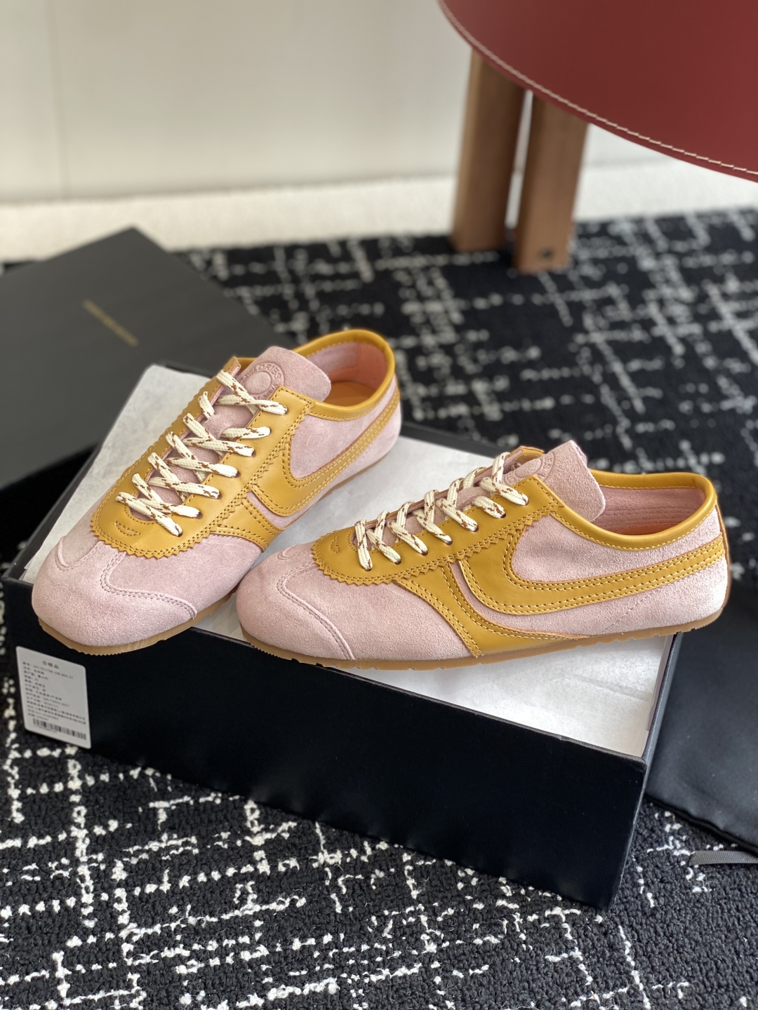代购级（情侣款）
Dries Van Noten·DVN 25 ss 春夏 复古德训鞋

dvn的德训鞋
