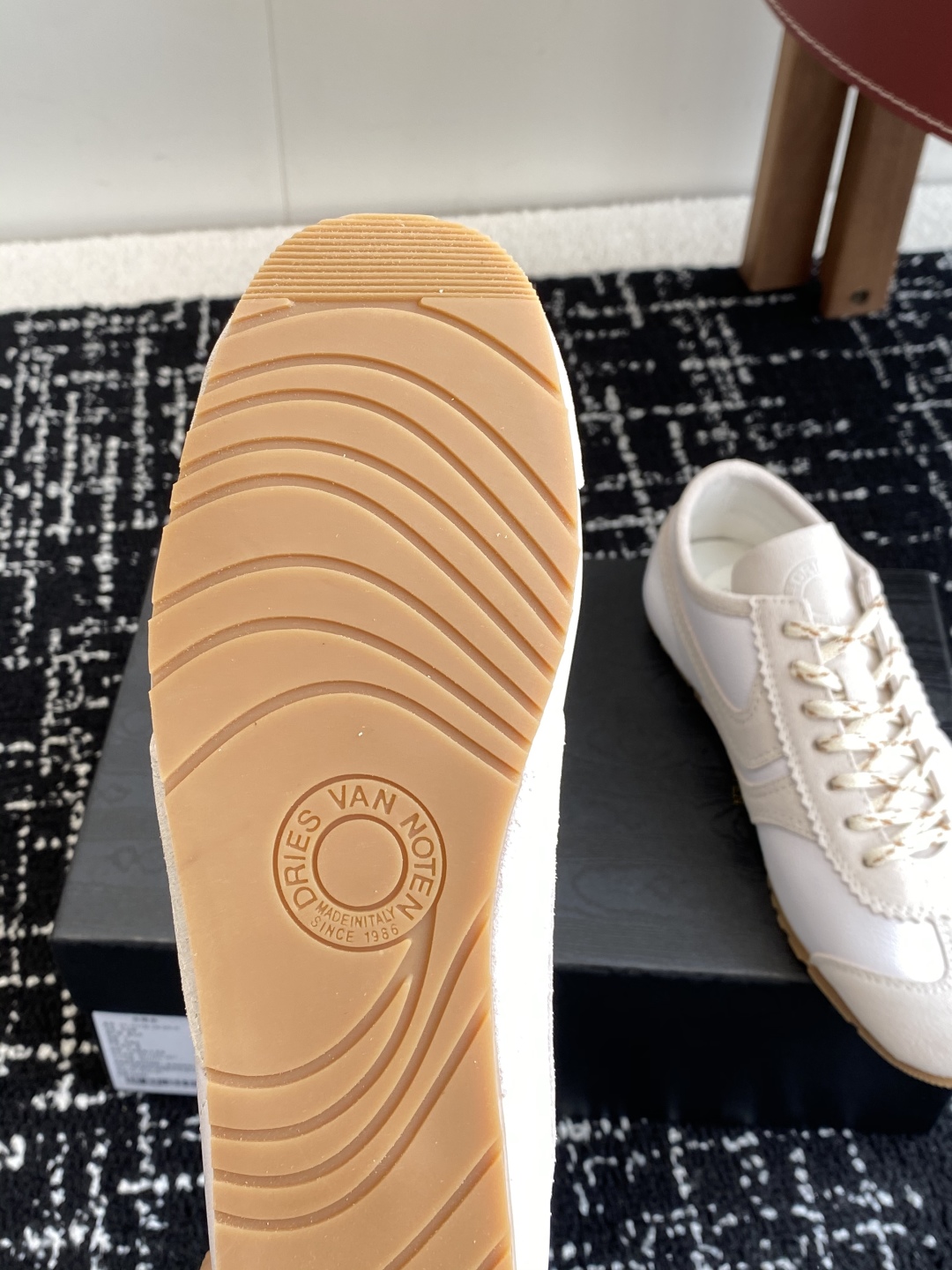 代购级（情侣款）
Dries Van Noten·DVN 25 ss 春夏 复古德训鞋

dvn的德训鞋