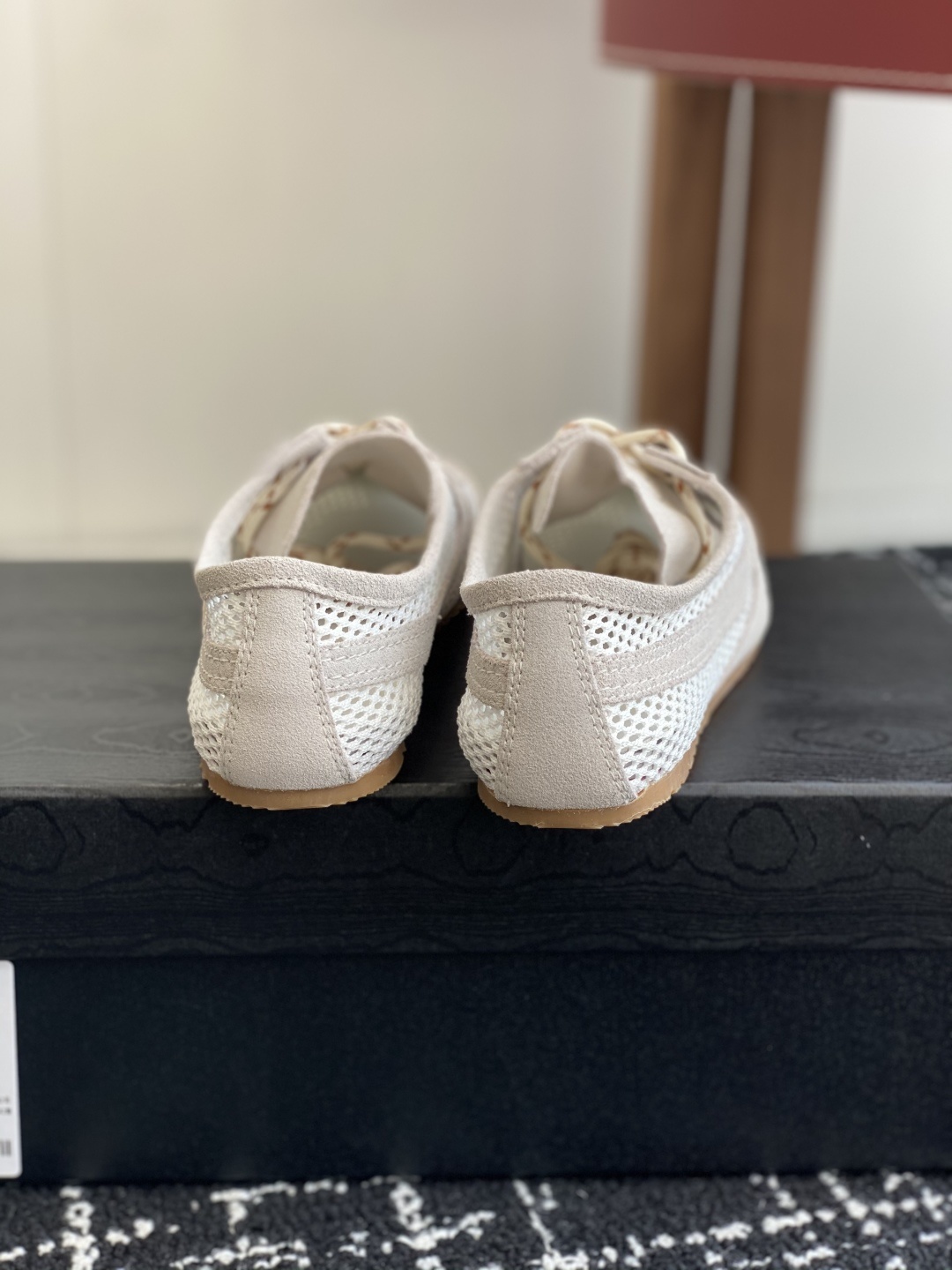 代购级(情侣款)
Dries Van Noten·DVN 25 ss 春夏 复古德训鞋
dvn的德训鞋