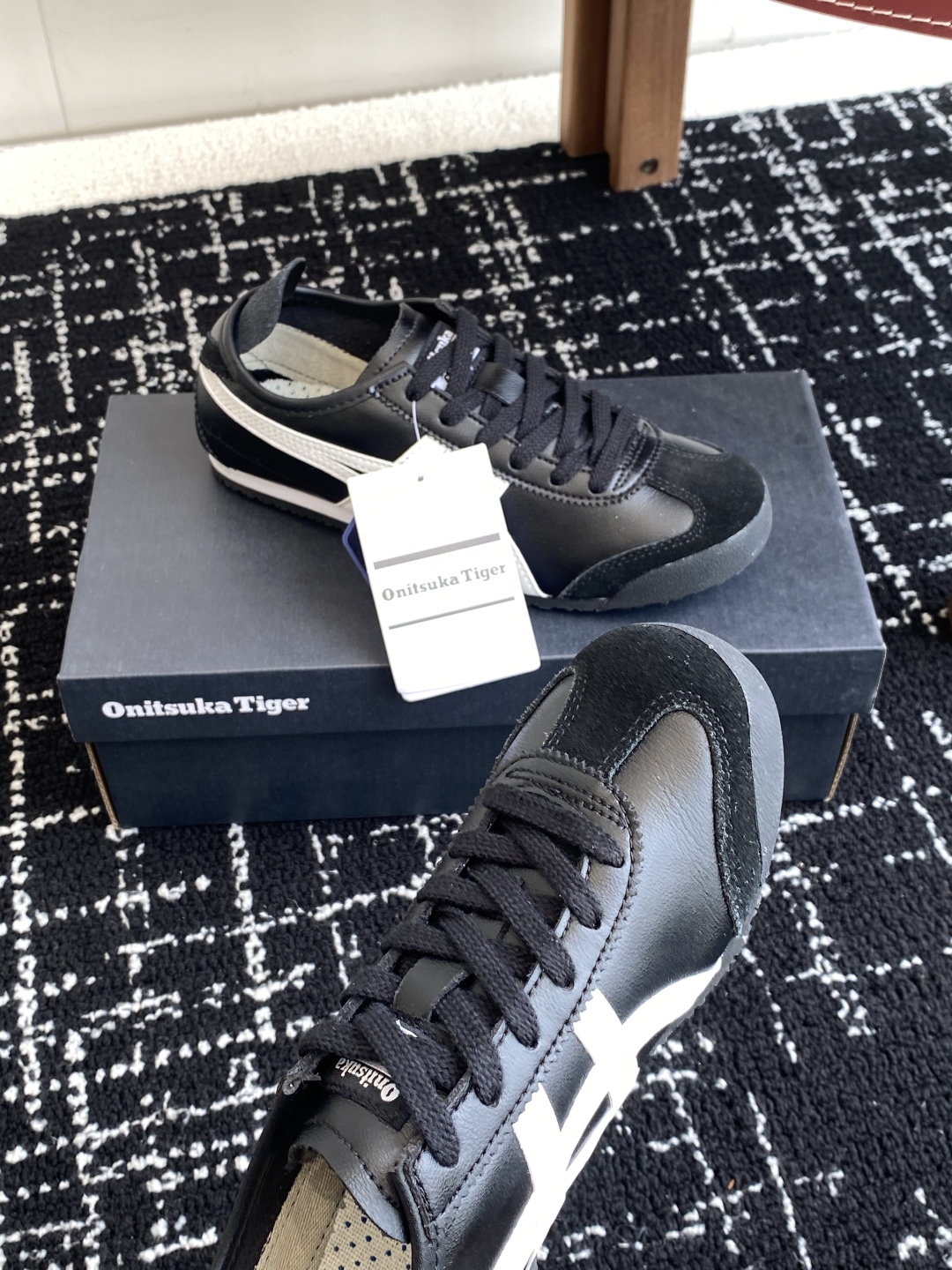 代购级
亚瑟士 Onitsuka Tiger鬼冢虎 反转李小龙

现代经典复古休闲MEXICO66，情侣