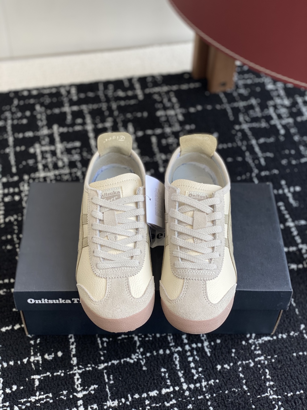 代购级
亚瑟士 Onitsuka Tiger鬼冢虎 反转李小龙

现代经典复古休闲MEXICO66，情侣