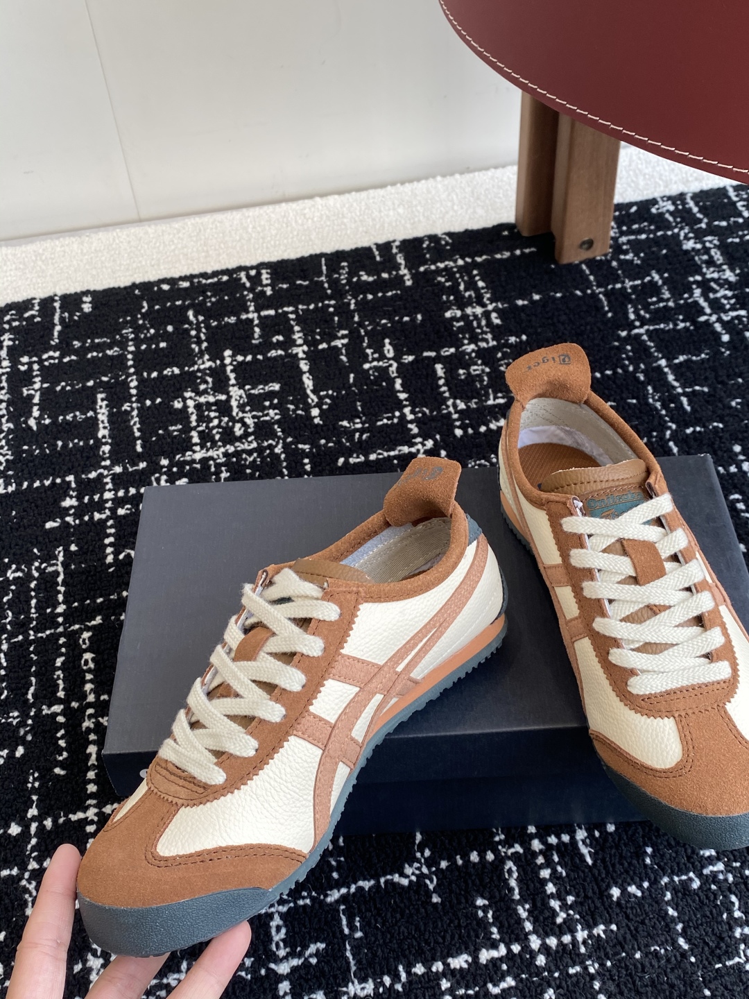 代购级
亚瑟士 Onitsuka Tiger鬼冢虎 反转李小龙

现代经典复古休闲MEXICO66，情侣