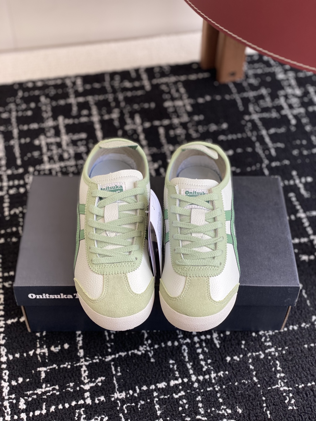 代购级
亚瑟士 Onitsuka Tiger鬼冢虎 反转李小龙

现代经典复古休闲MEXICO66，情侣