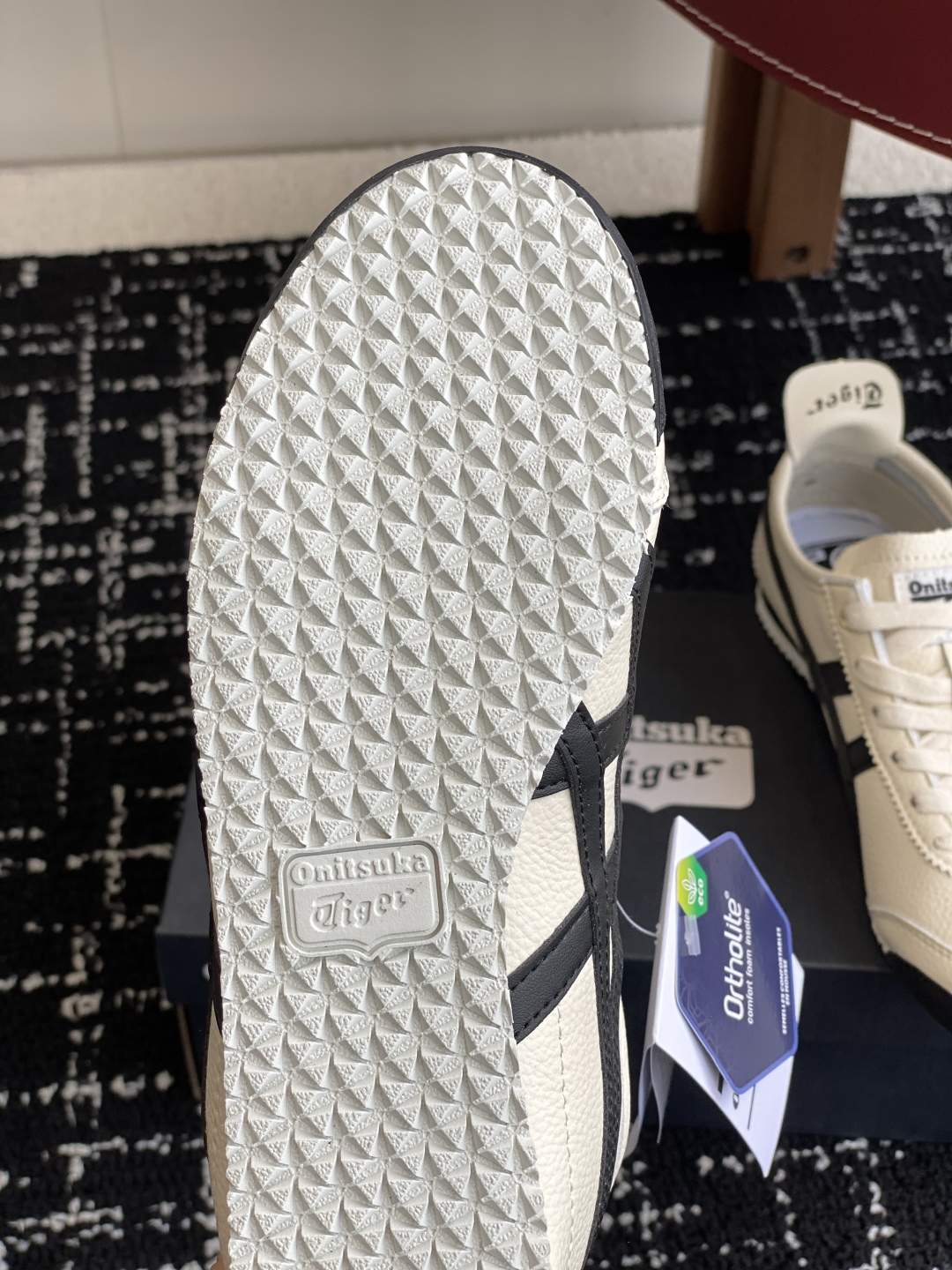 代购级
亚瑟士 Onitsuka Tiger鬼冢虎 反转李小龙

现代经典复古休闲MEXICO66，情侣