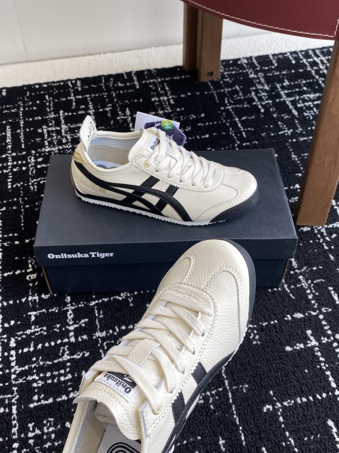 代购级
亚瑟士 Onitsuka Tiger鬼冢虎 反转李小龙

现代经典复古休闲MEXICO66，情侣