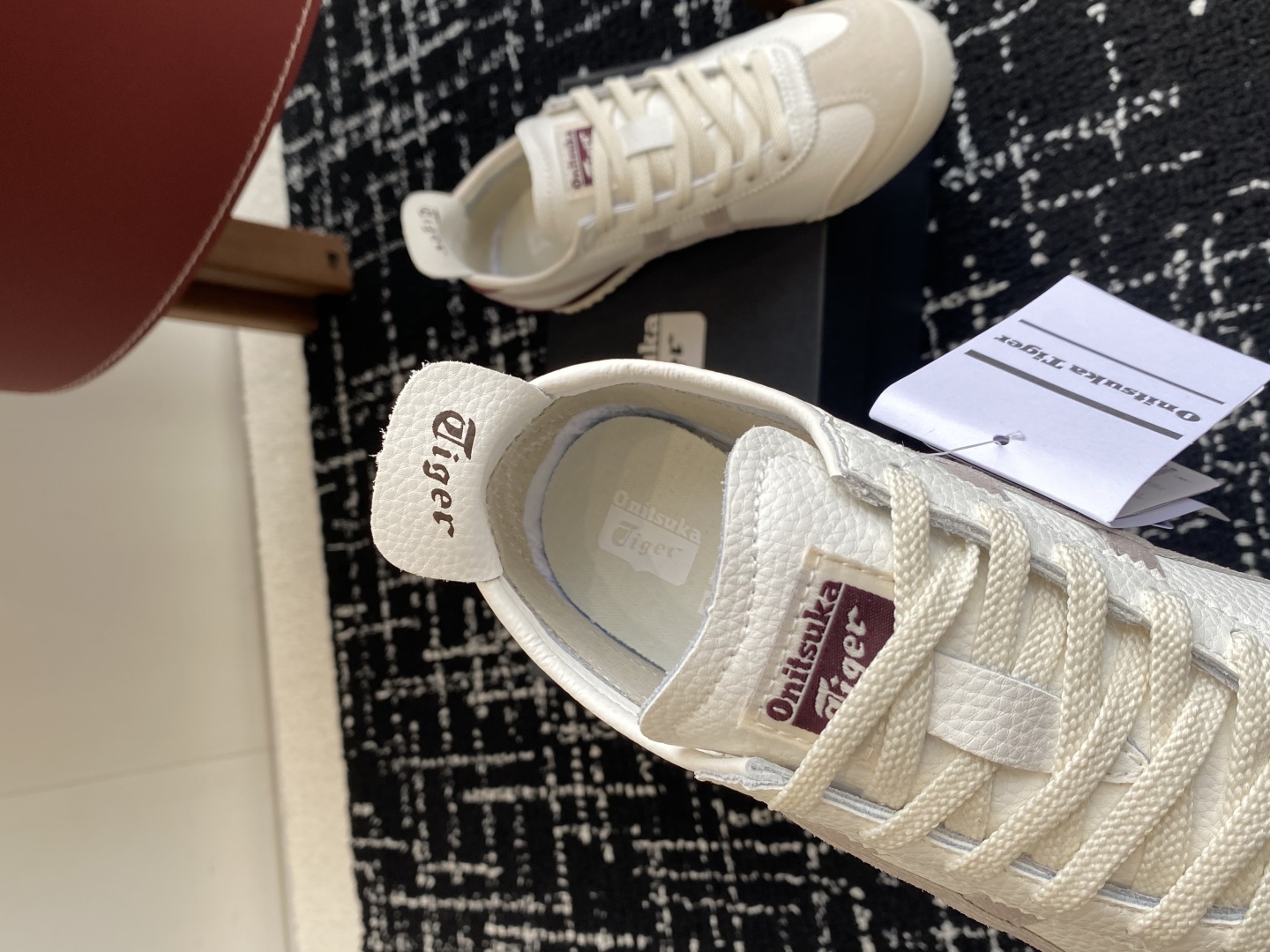 代购级
亚瑟士 Onitsuka Tiger鬼冢虎 反转李小龙

现代经典复古休闲MEXICO66，情侣