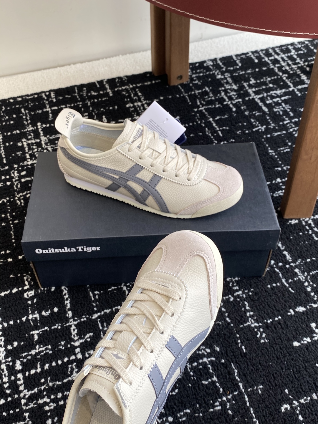 代购级
亚瑟士 Onitsuka Tiger鬼冢虎 反转李小龙

现代经典复古休闲MEXICO66，情侣