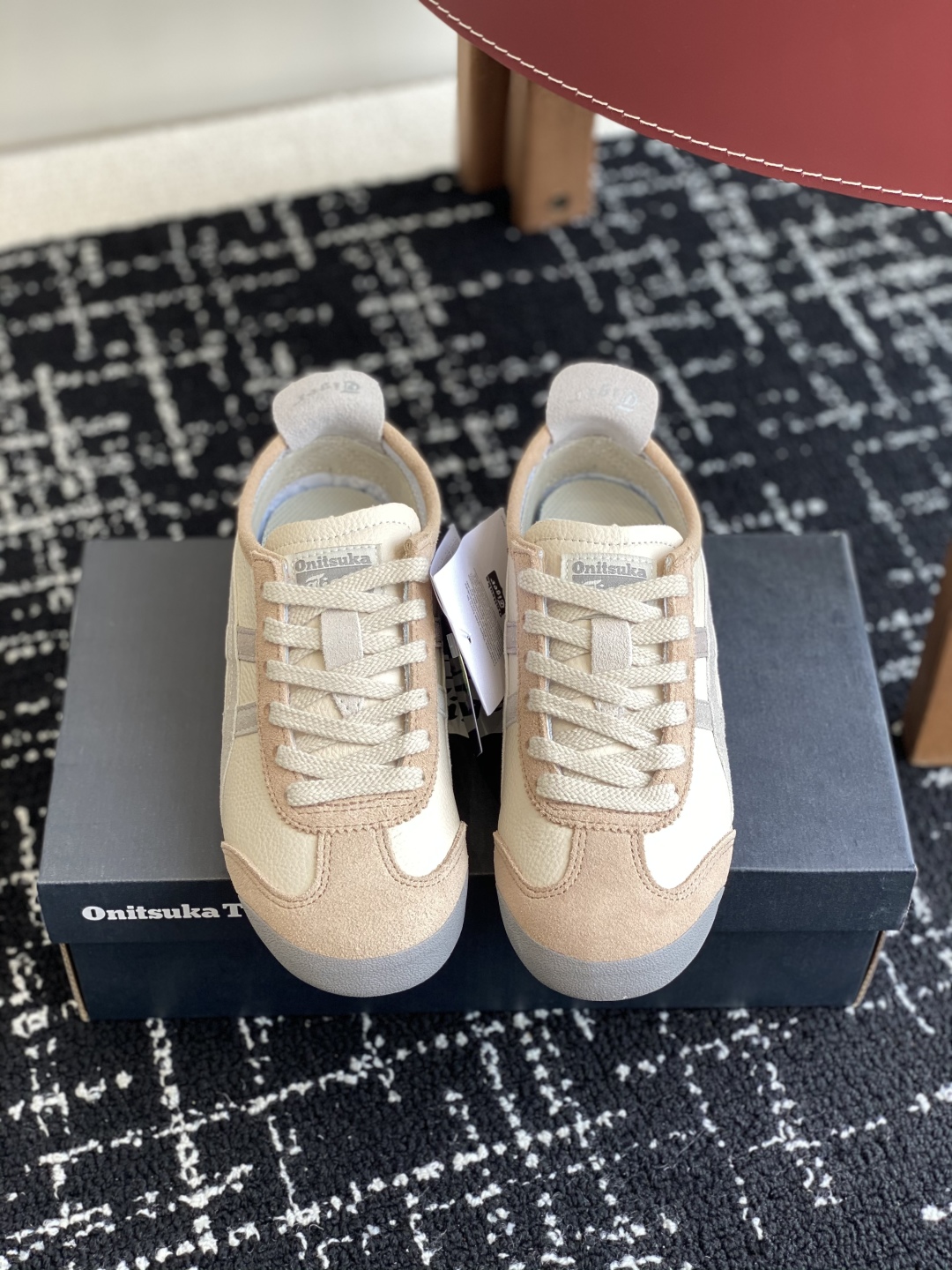 代购级
亚瑟士 Onitsuka Tiger鬼冢虎 反转李小龙

现代经典复古休闲MEXICO66，情侣