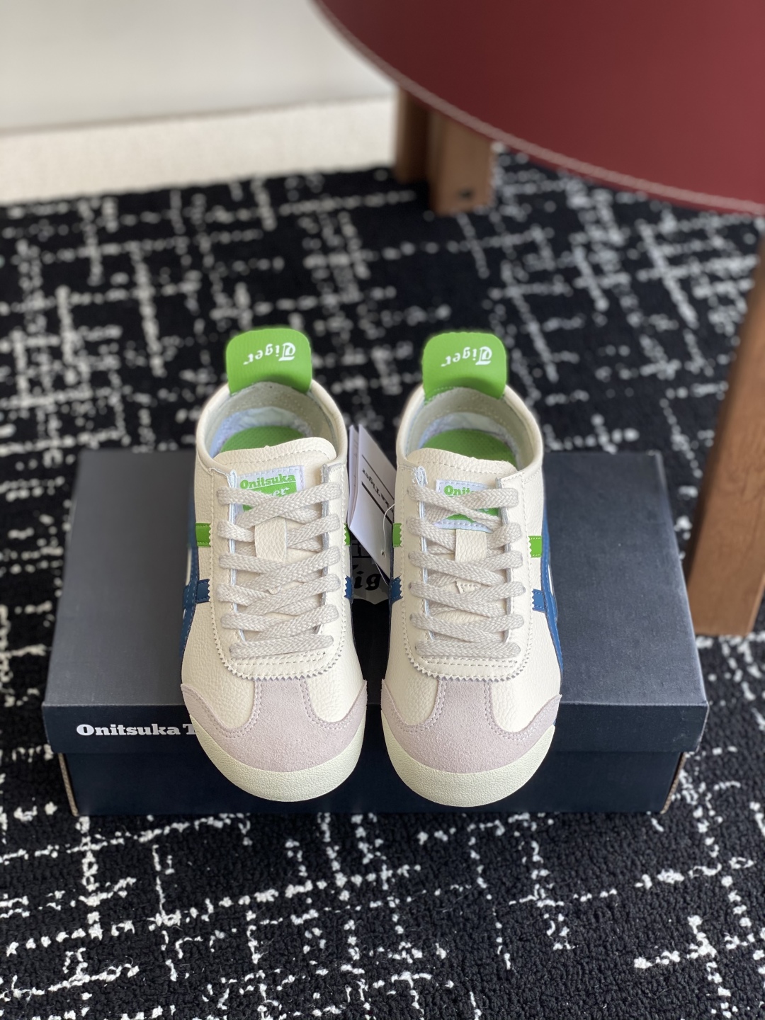 代购级
亚瑟士 Onitsuka Tiger鬼冢虎 反转李小龙

现代经典复古休闲MEXICO66，情侣