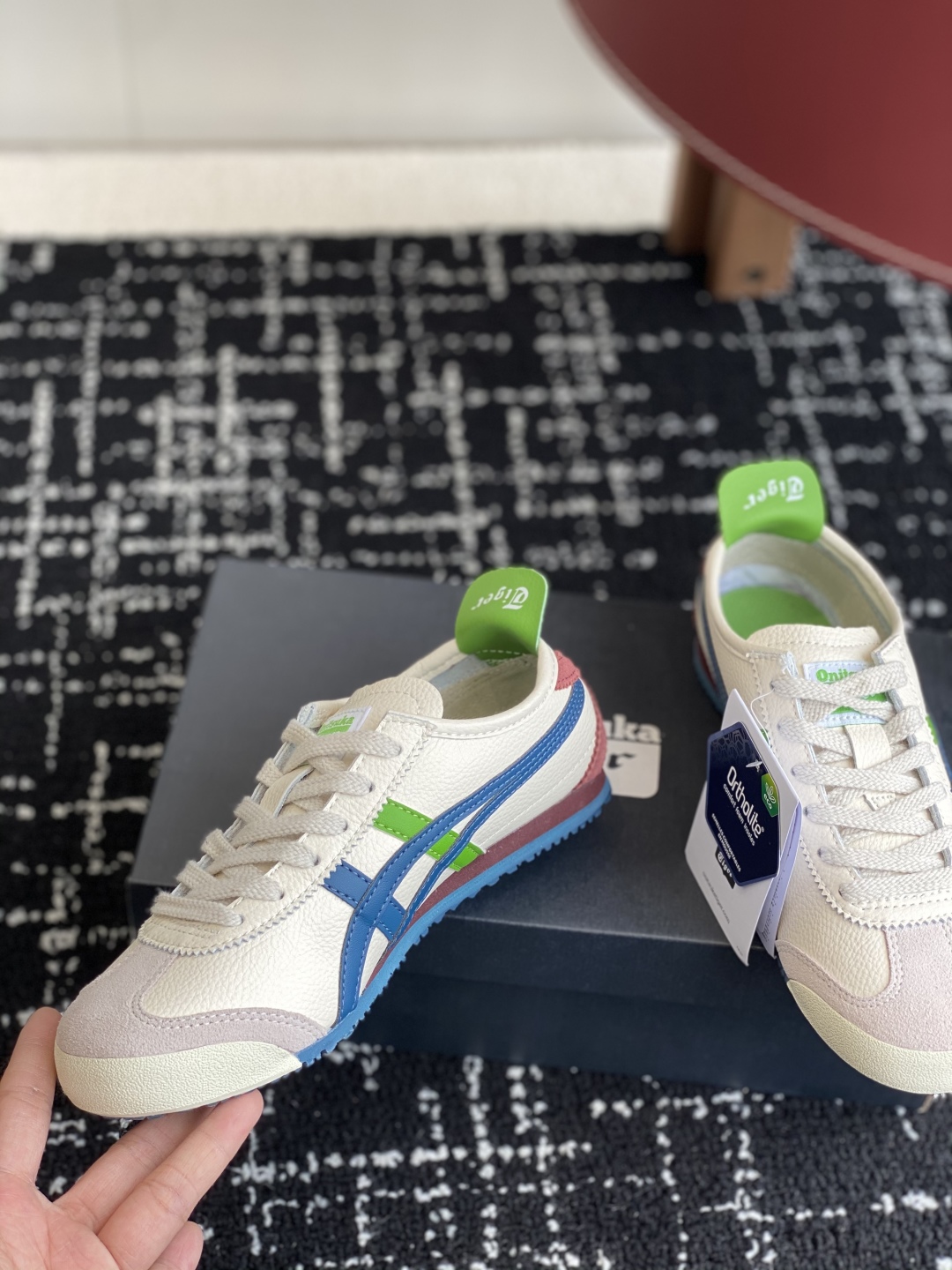 代购级
亚瑟士 Onitsuka Tiger鬼冢虎 反转李小龙

现代经典复古休闲MEXICO66，情侣